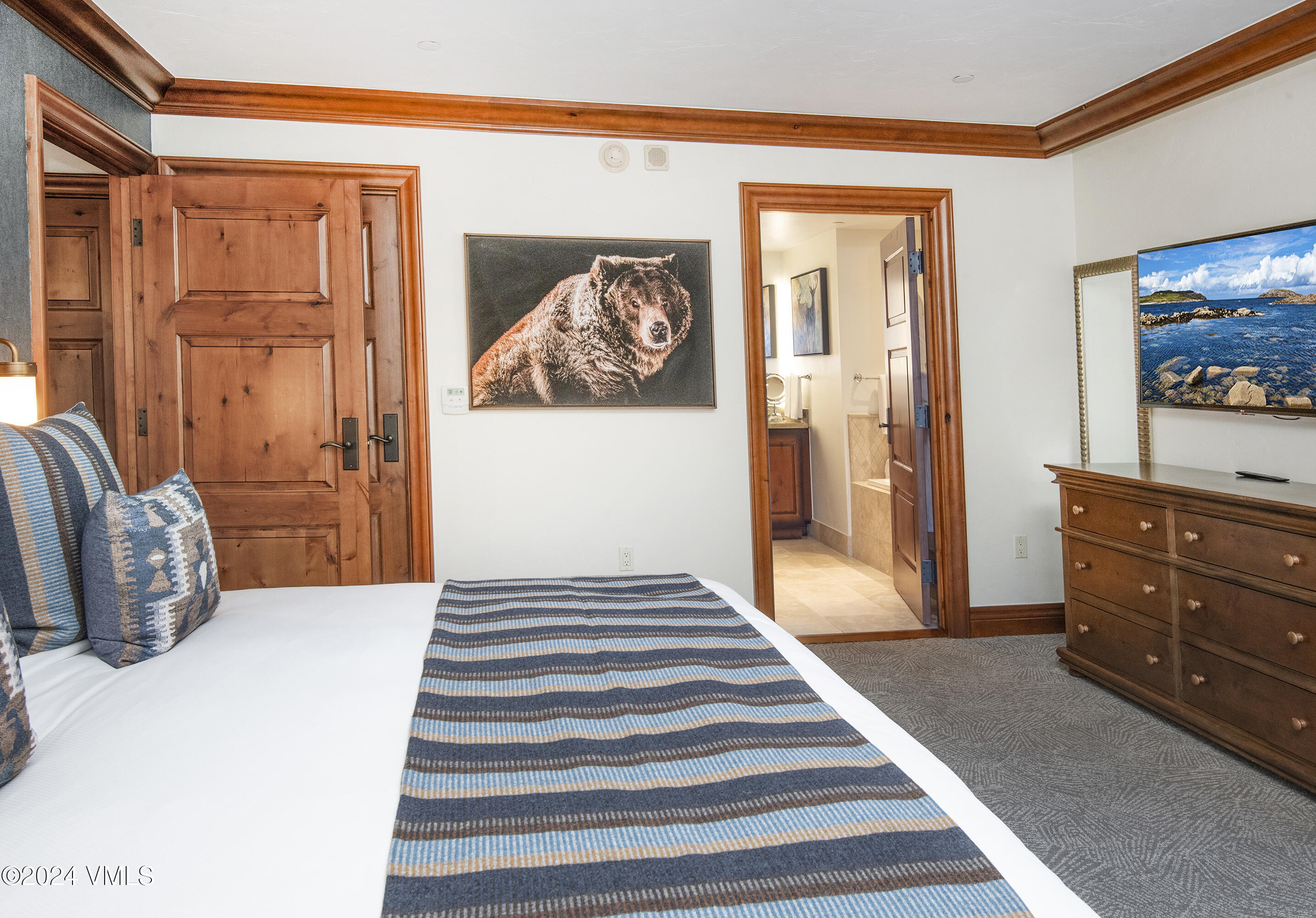 100 E Thomas Place, 3055 - Week 50 Property Photo 12