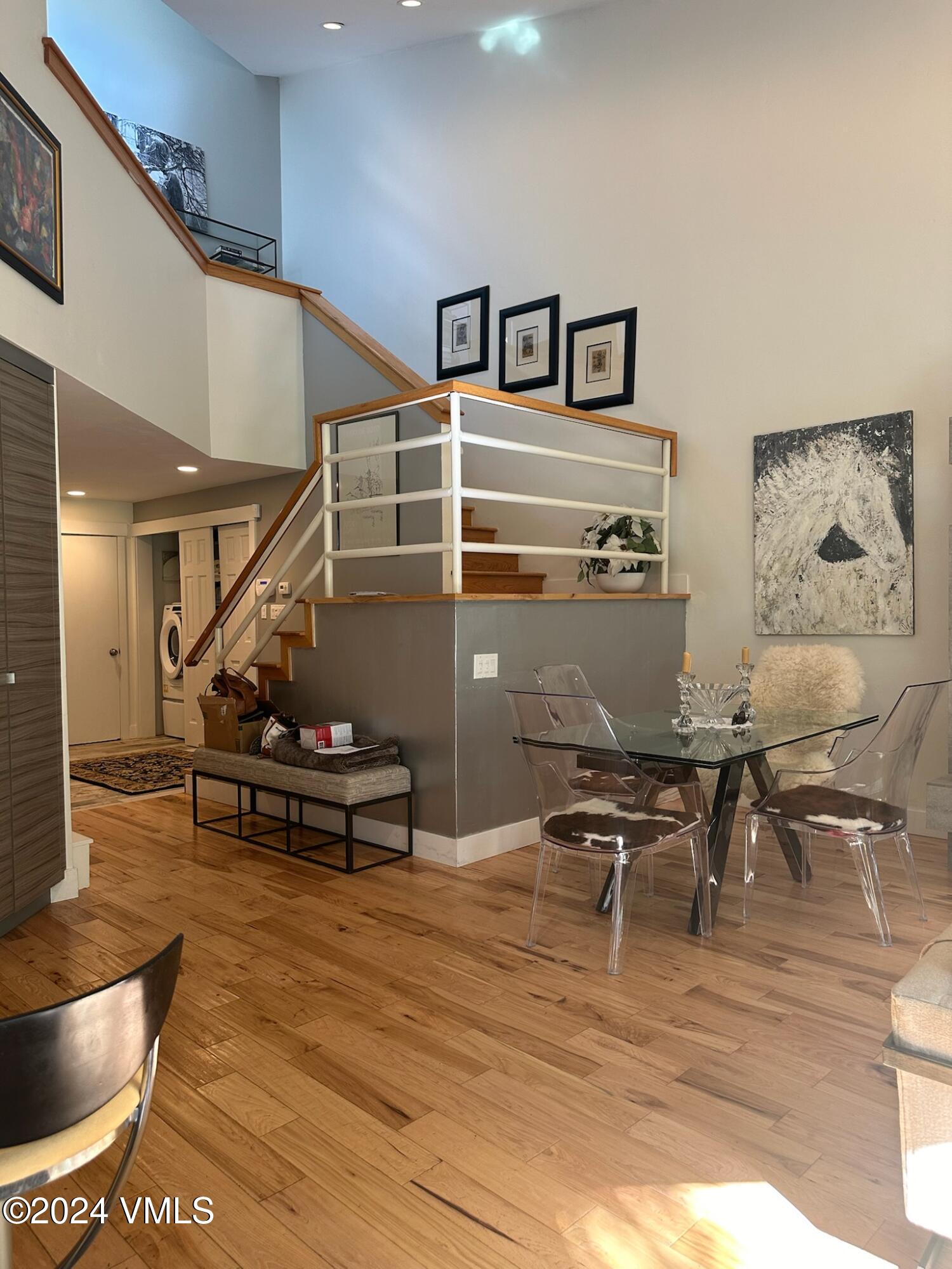 358 Stone Creek Drive, 1 Property Photo 2