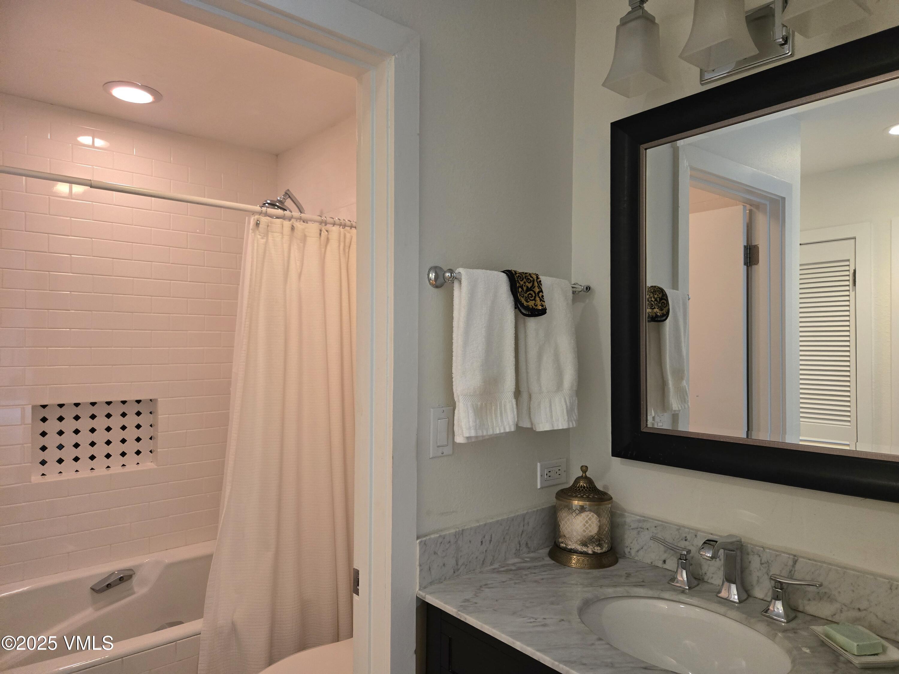 358 Stone Creek Drive, 1 Property Photo 15