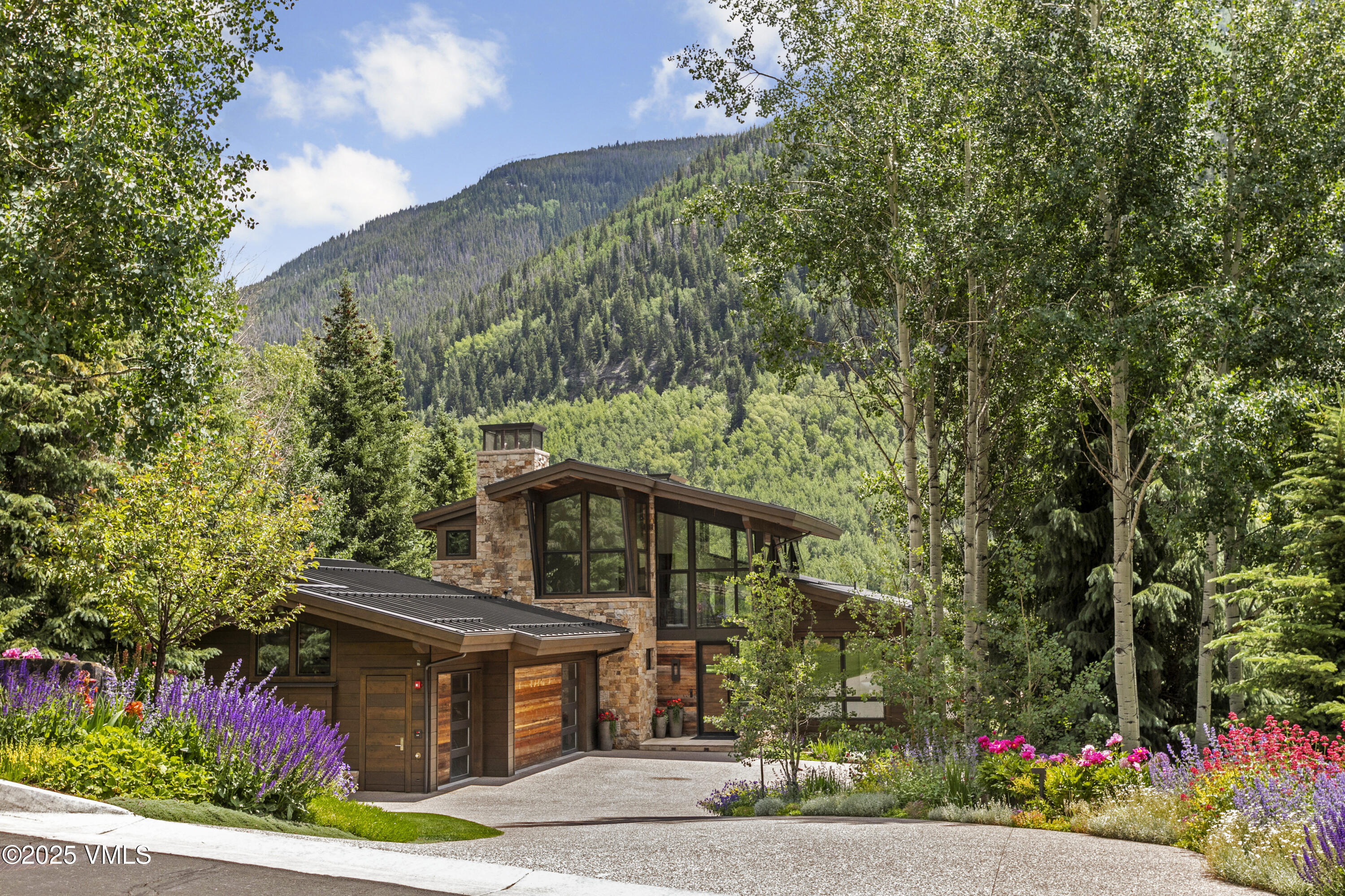2470 Bald Mountain Road Property Photo 1