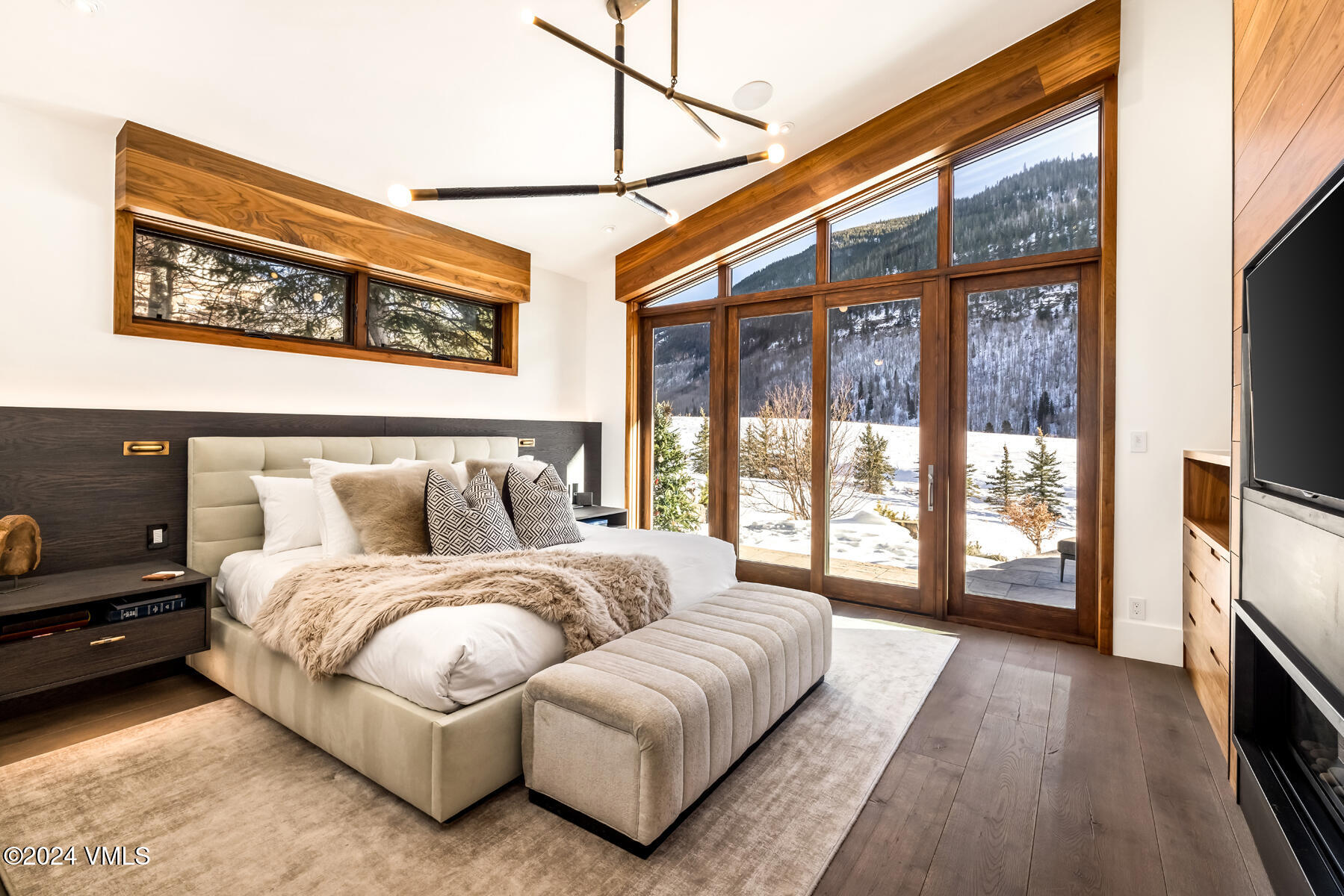 2470 Bald Mountain Road Property Photo 12