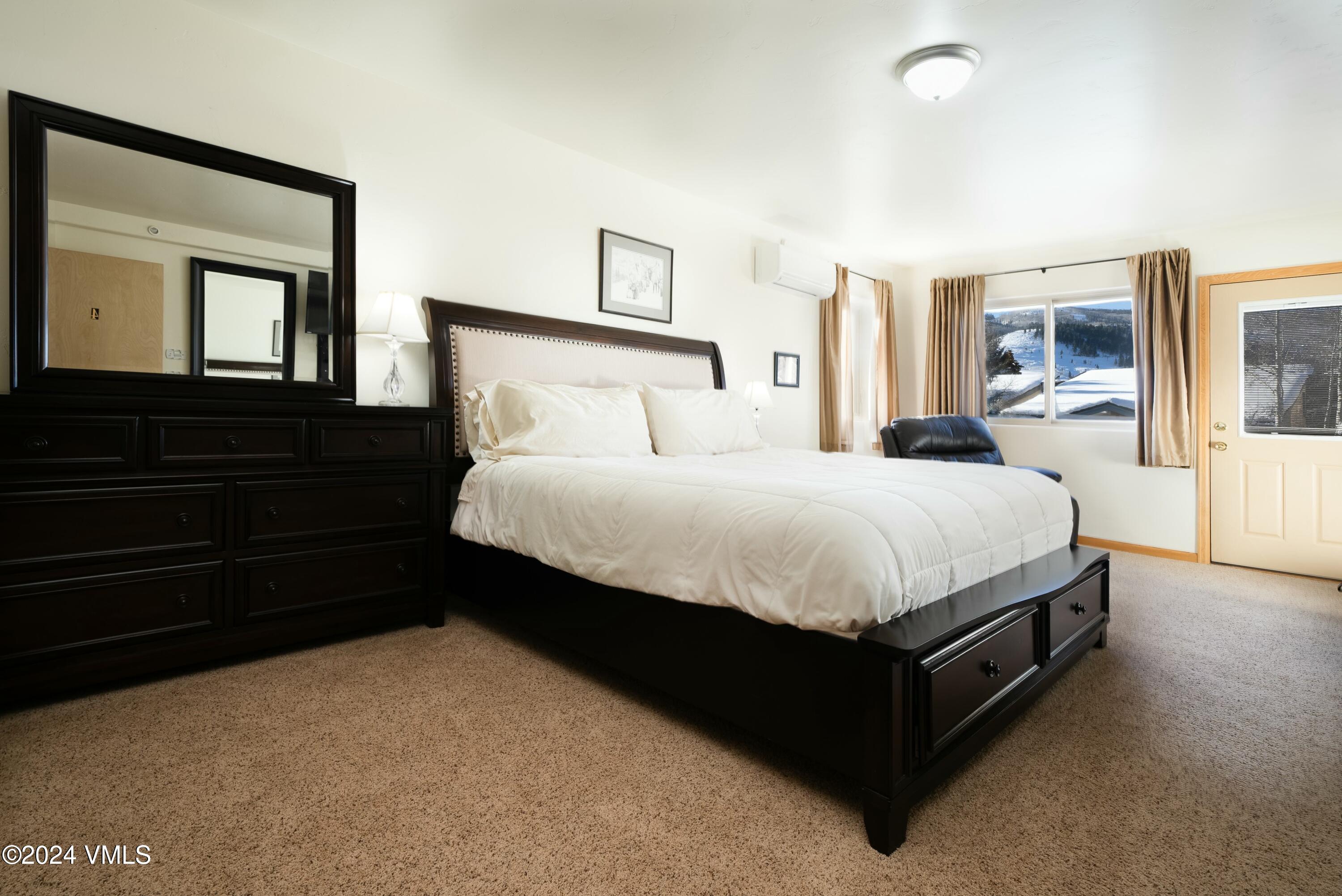 238 W Beaver Creek Boulevard, B Property Photo 9