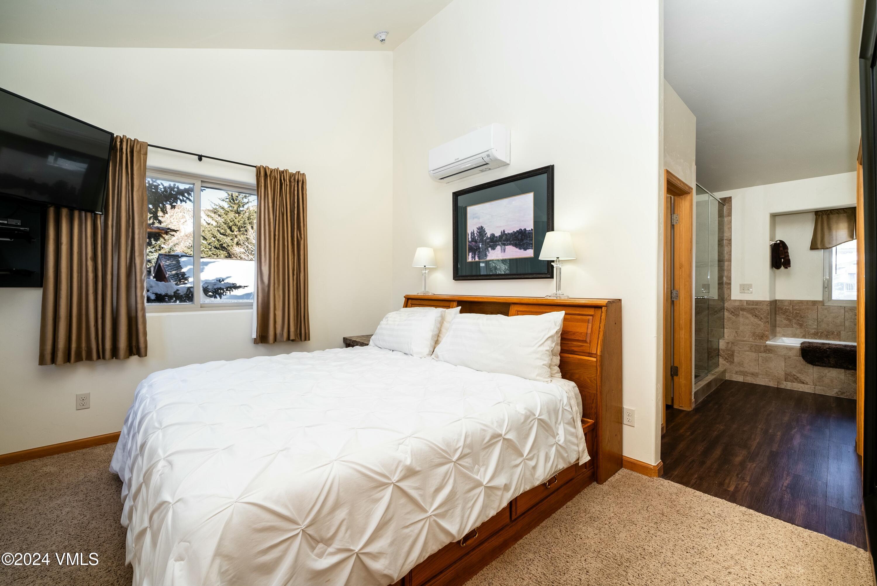238 W Beaver Creek Boulevard, B Property Photo 11