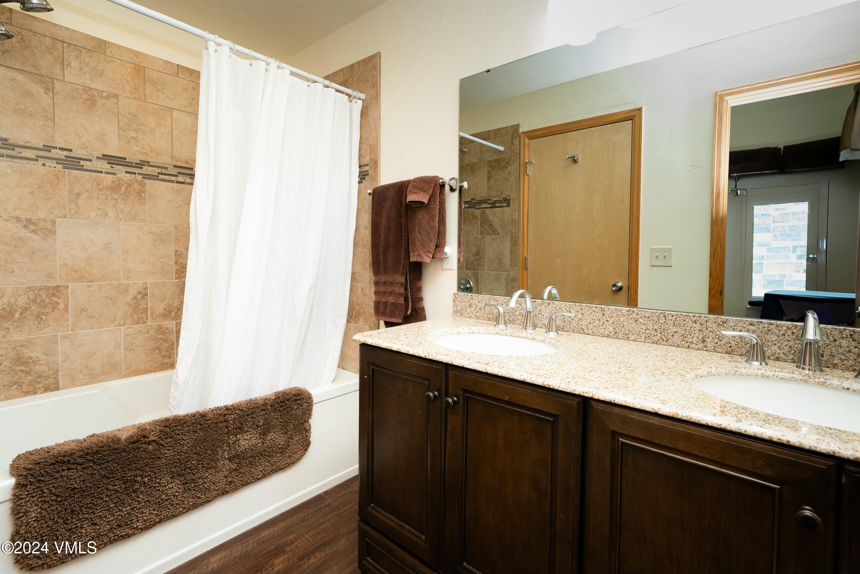 238 W Beaver Creek Boulevard, B Property Photo 14