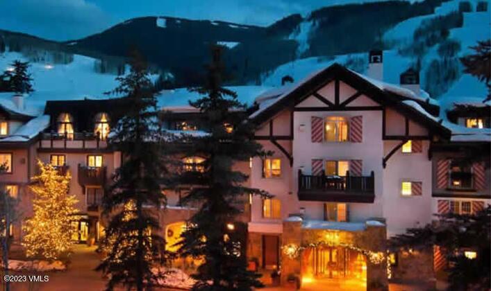 242 E Meadow Drive, 201-6 Property Photo 13