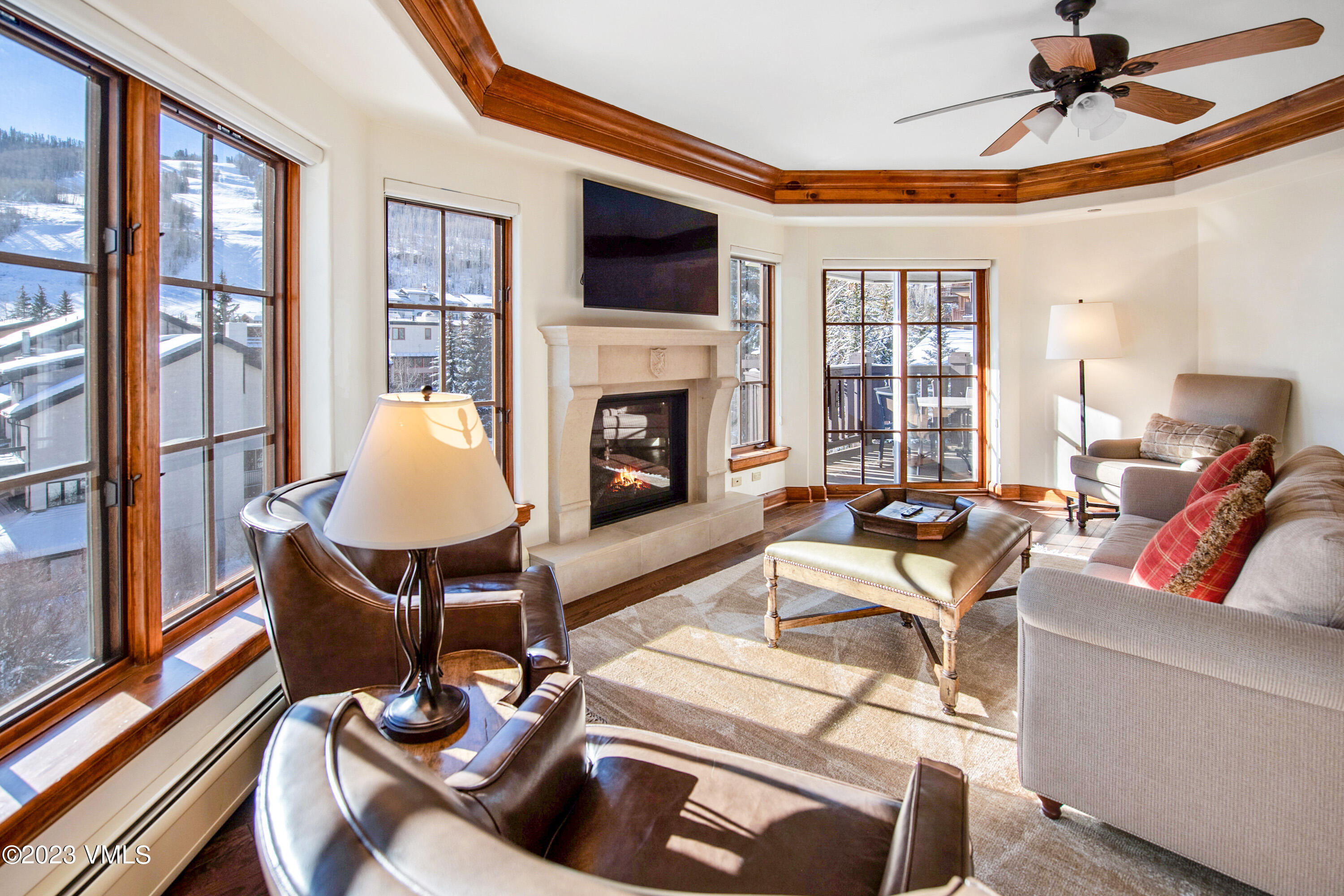 242 E Meadow Drive, 201-6 Property Photo 21