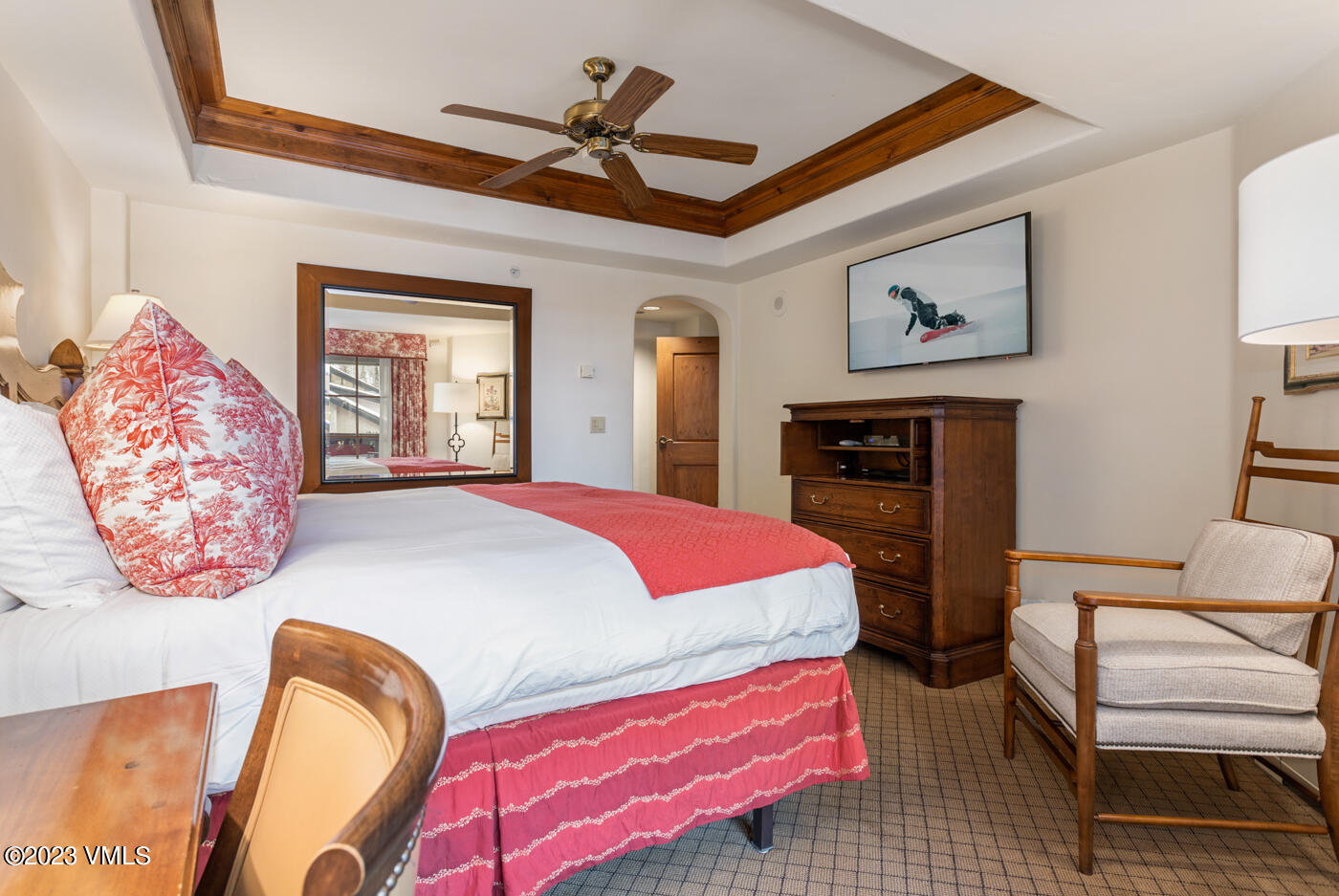 242 E Meadow Drive, 201-6 Property Photo 34