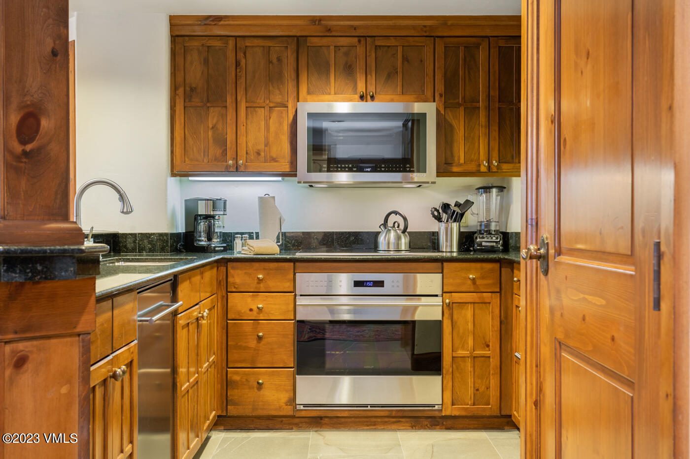 242 E Meadow Drive, 201-6 Property Photo 36