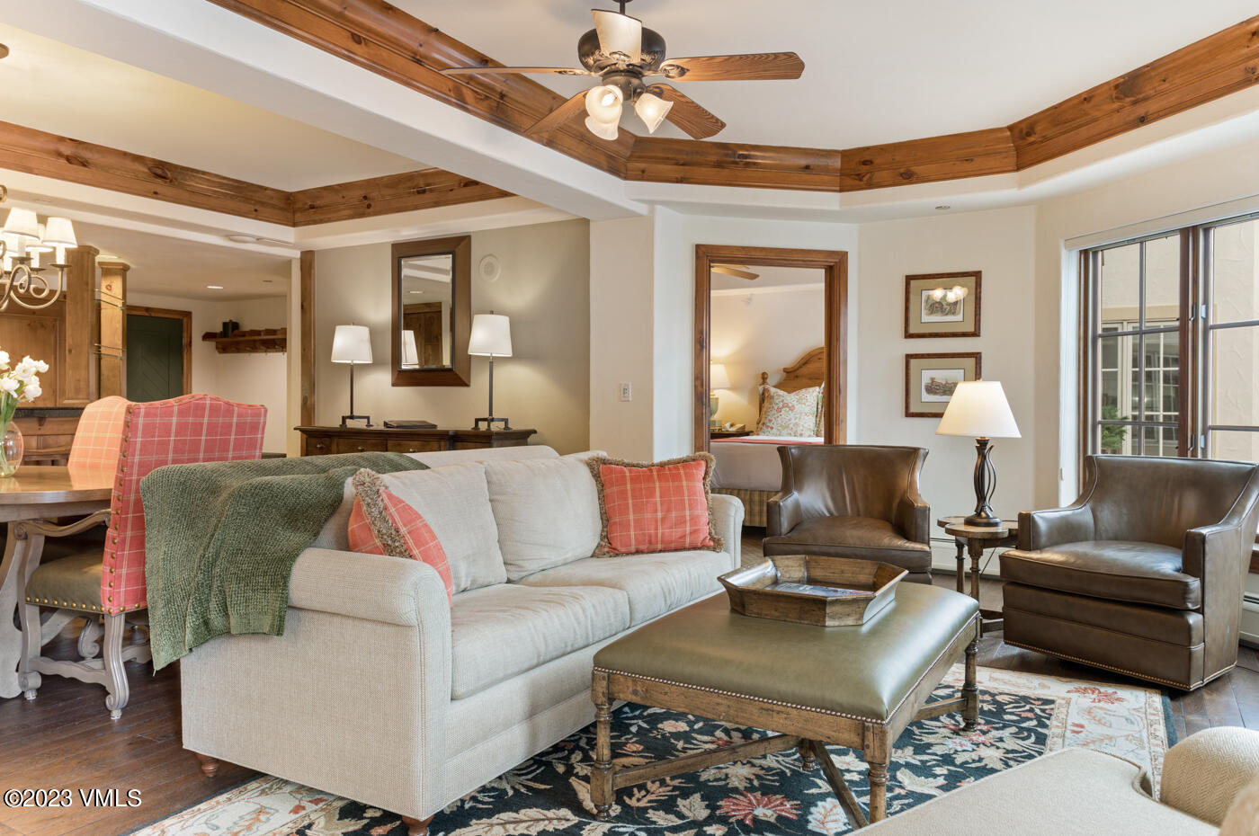 242 E Meadow Drive, 201-6 Property Photo 46