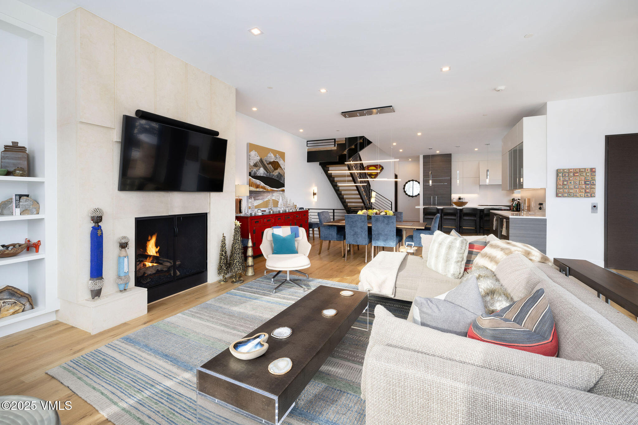 2699 Davos Trail E Property Photo 3