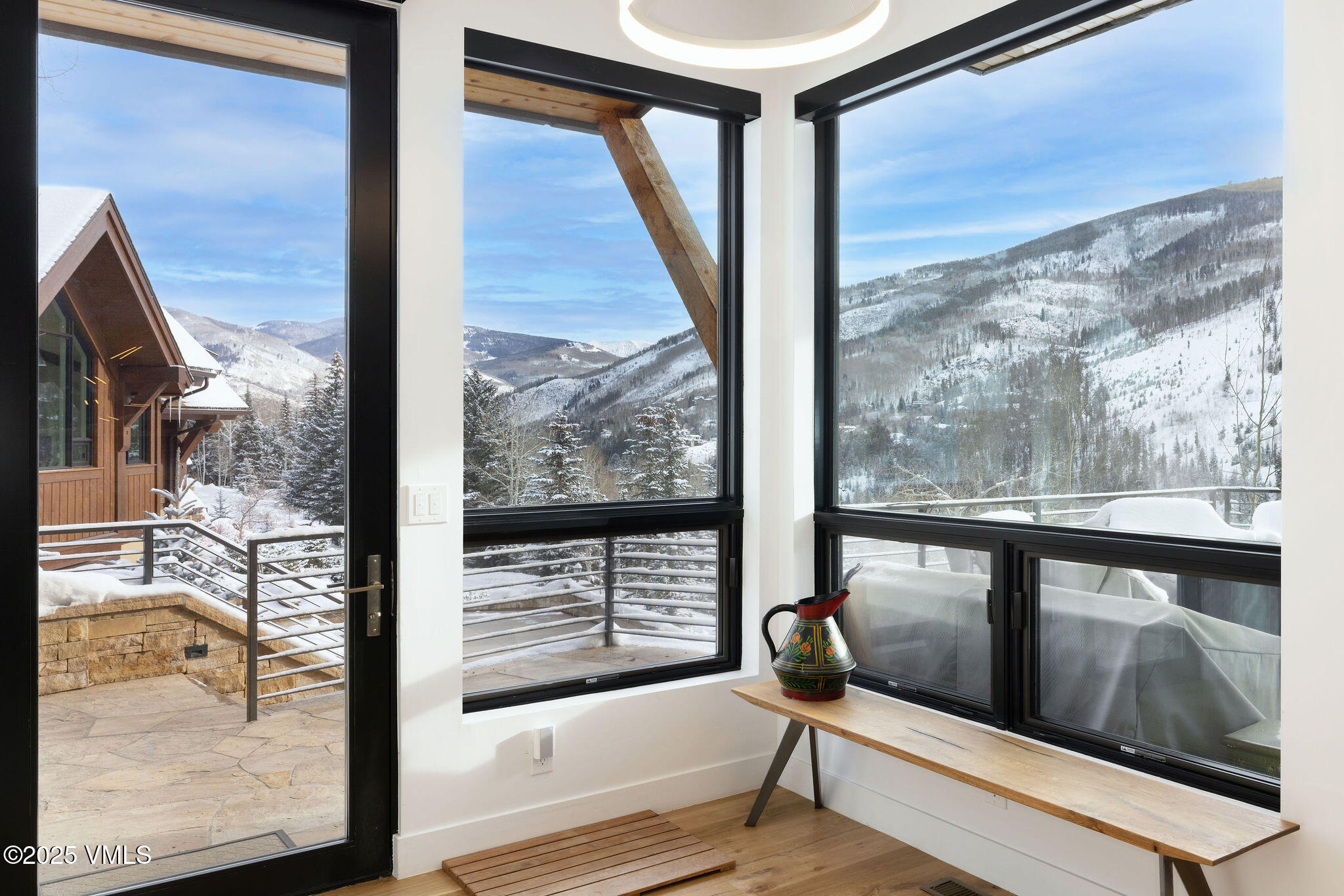 2699 Davos Trail E Property Photo 4