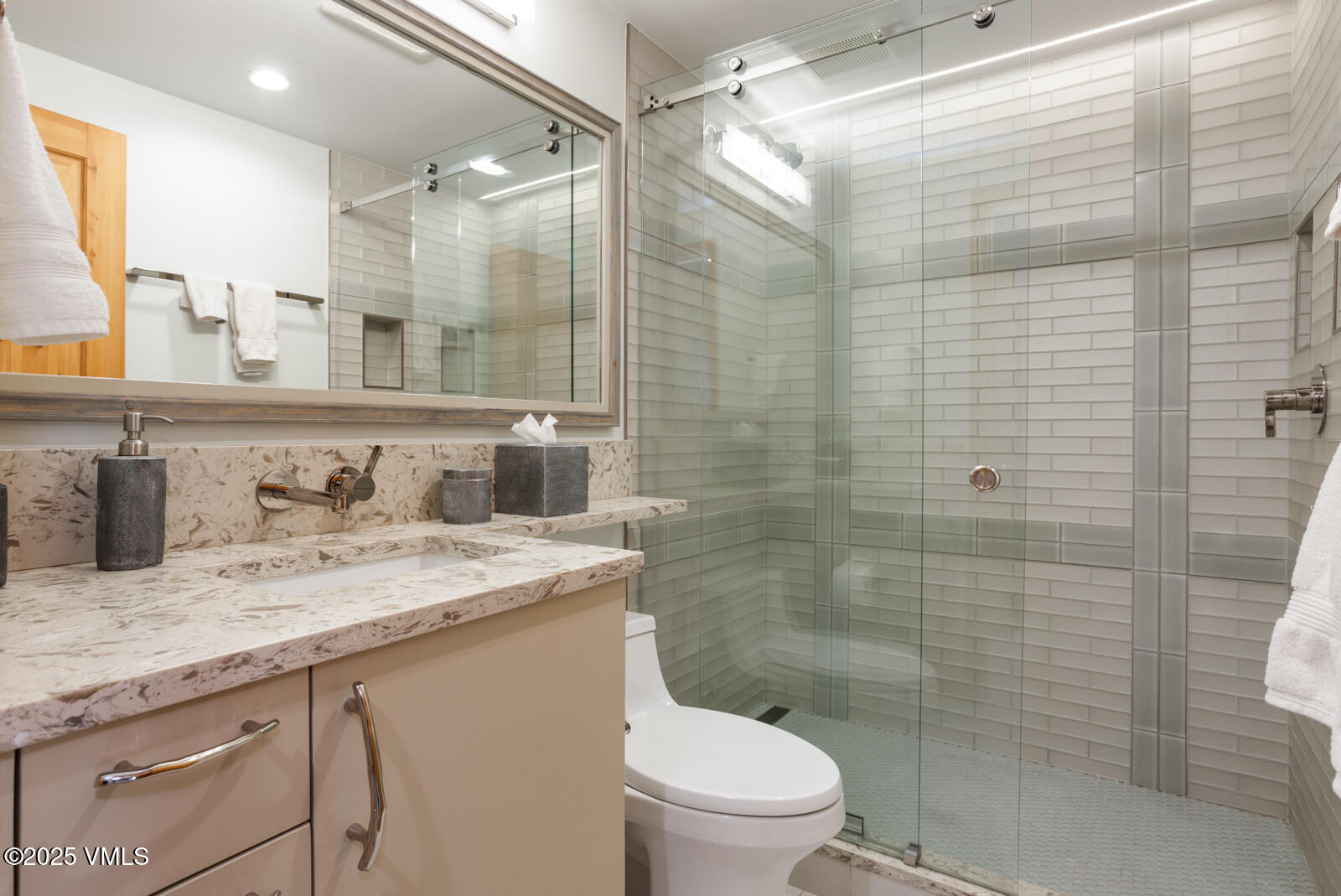 223 Gore Creek Drive, 4 Property Photo 20
