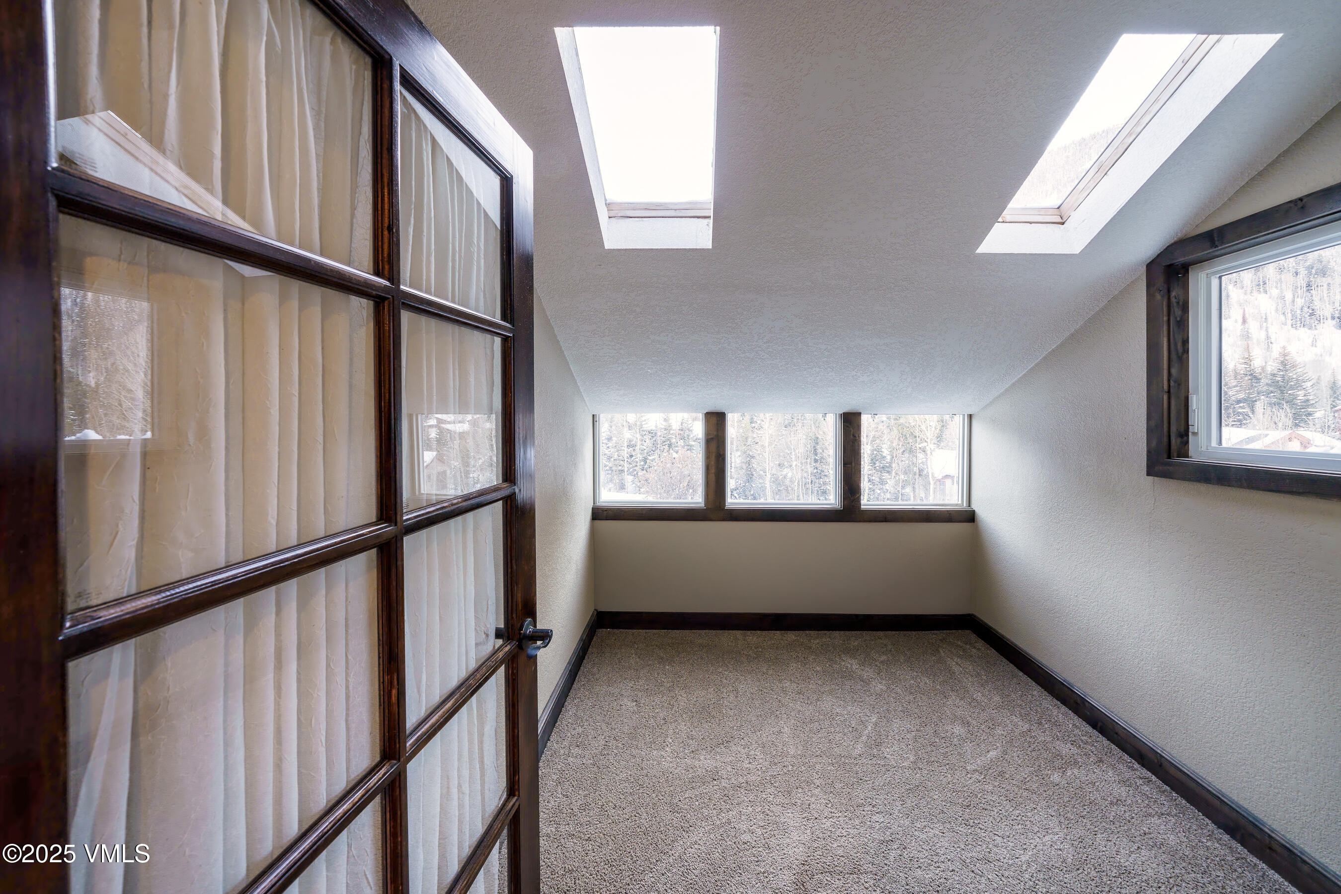 4595 Bighorn Road, 5 Property Photo 24
