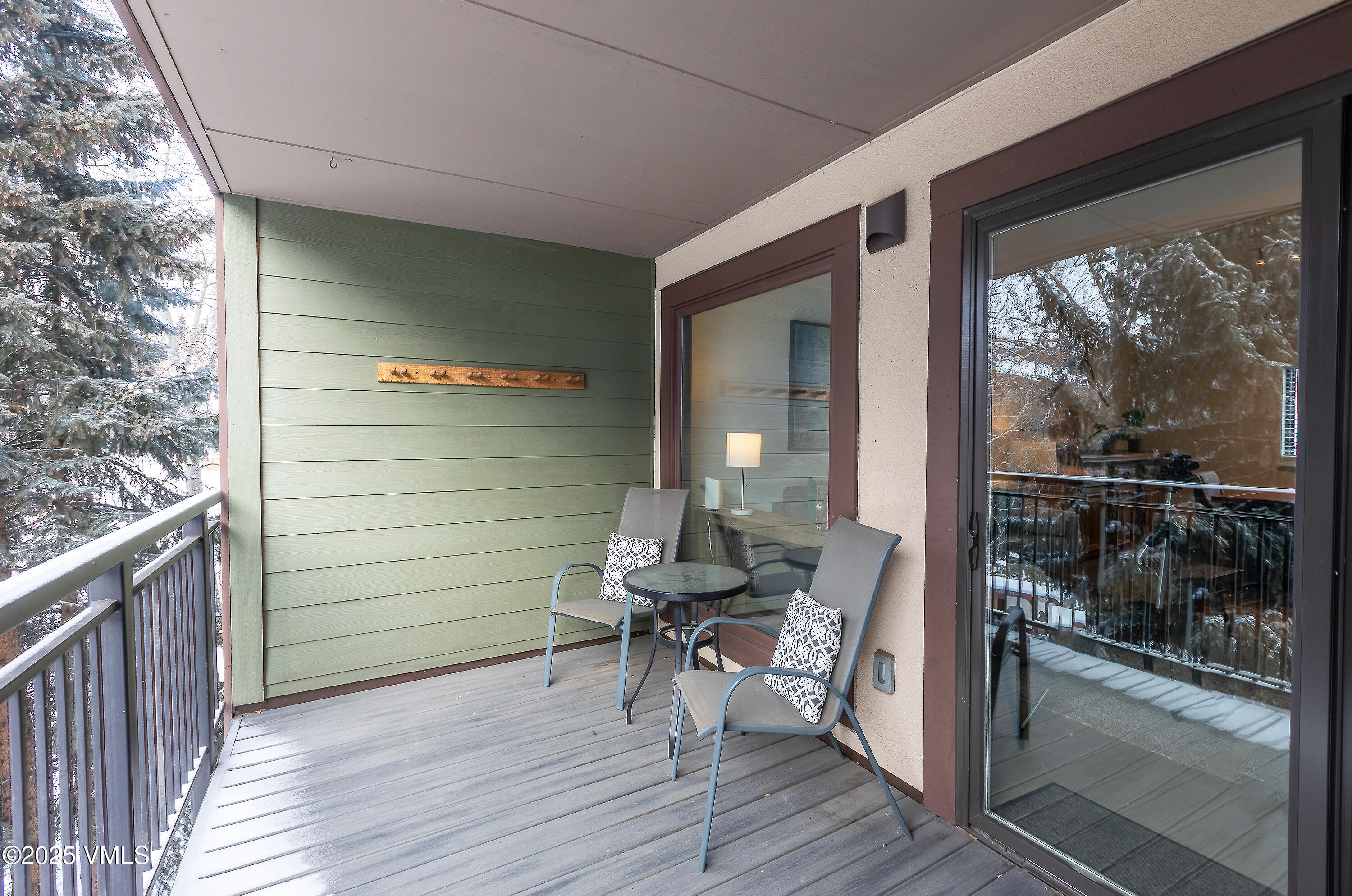 963 Lions Ridge Loop, 534 Property Photo 5