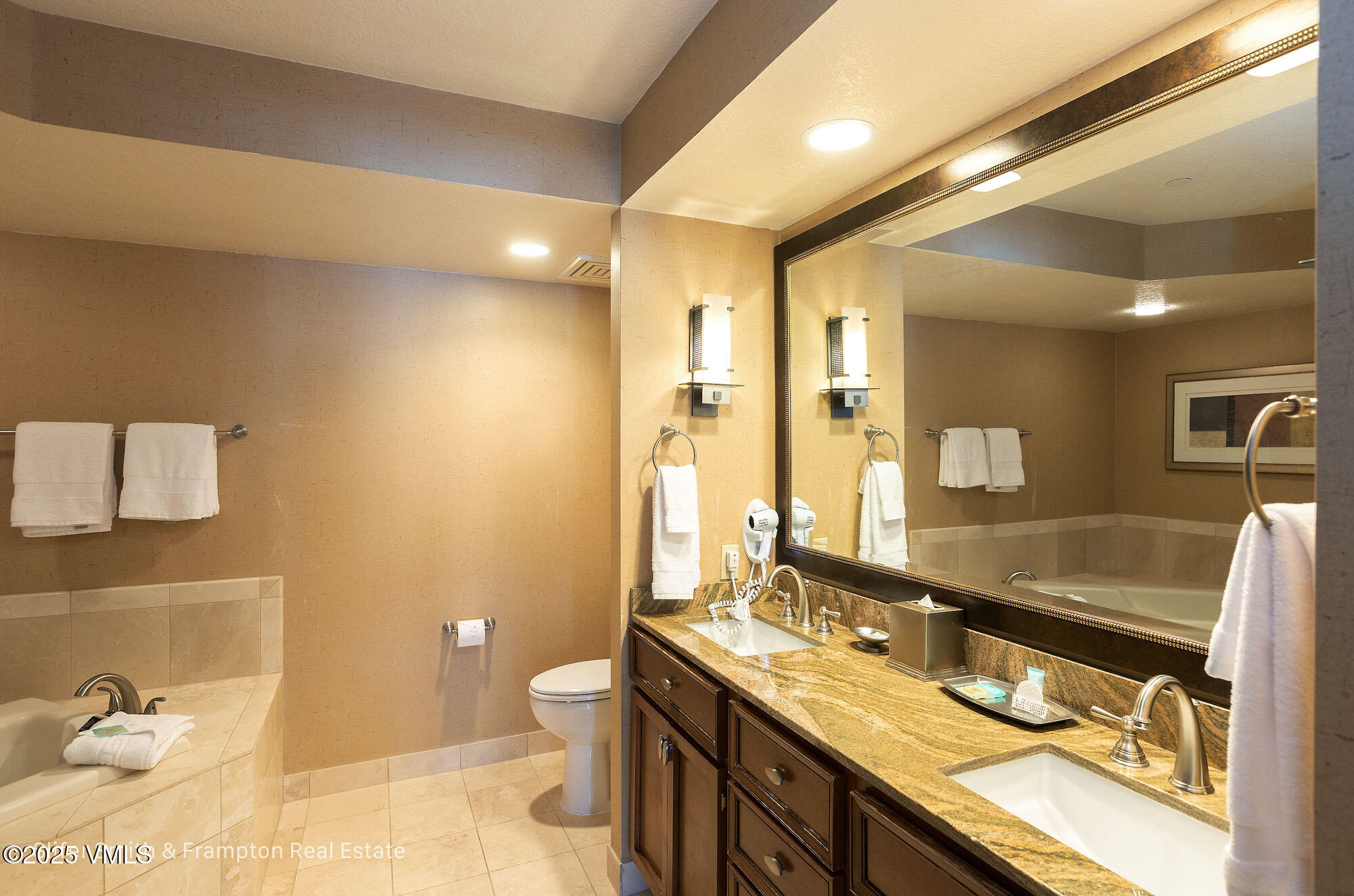 210 Offerson, 302-10 Property Photo 7