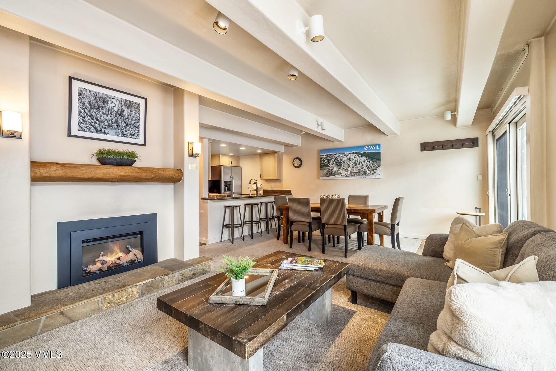 300 E Lionshead Circle, 2 Property Photo
