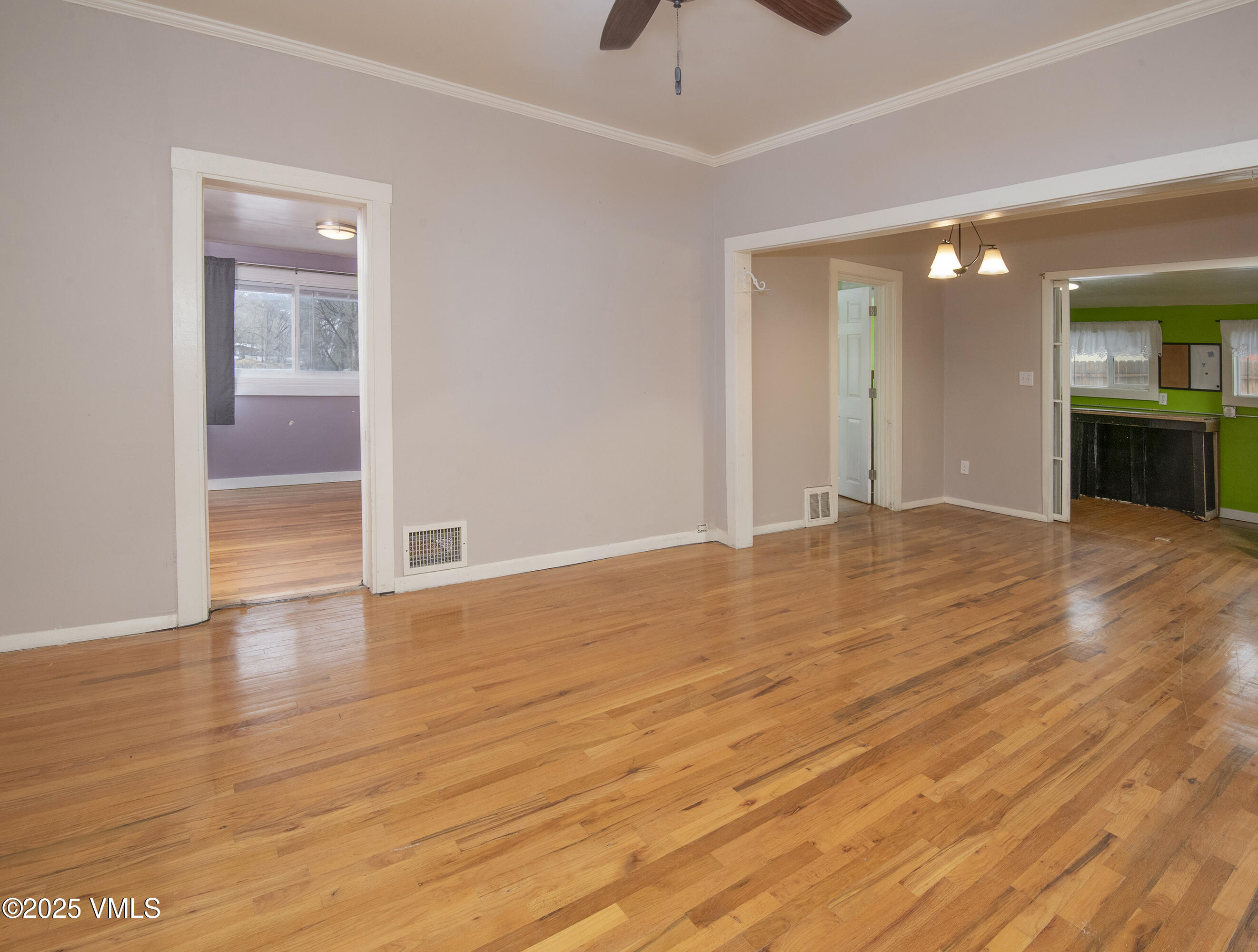 432 W Fifth Street Property Photo 12