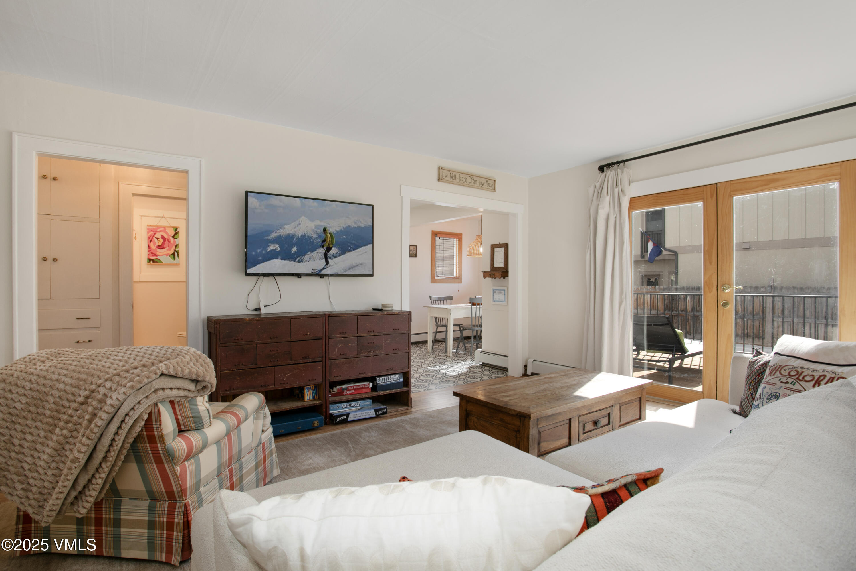304 Wall Street Property Photo 5