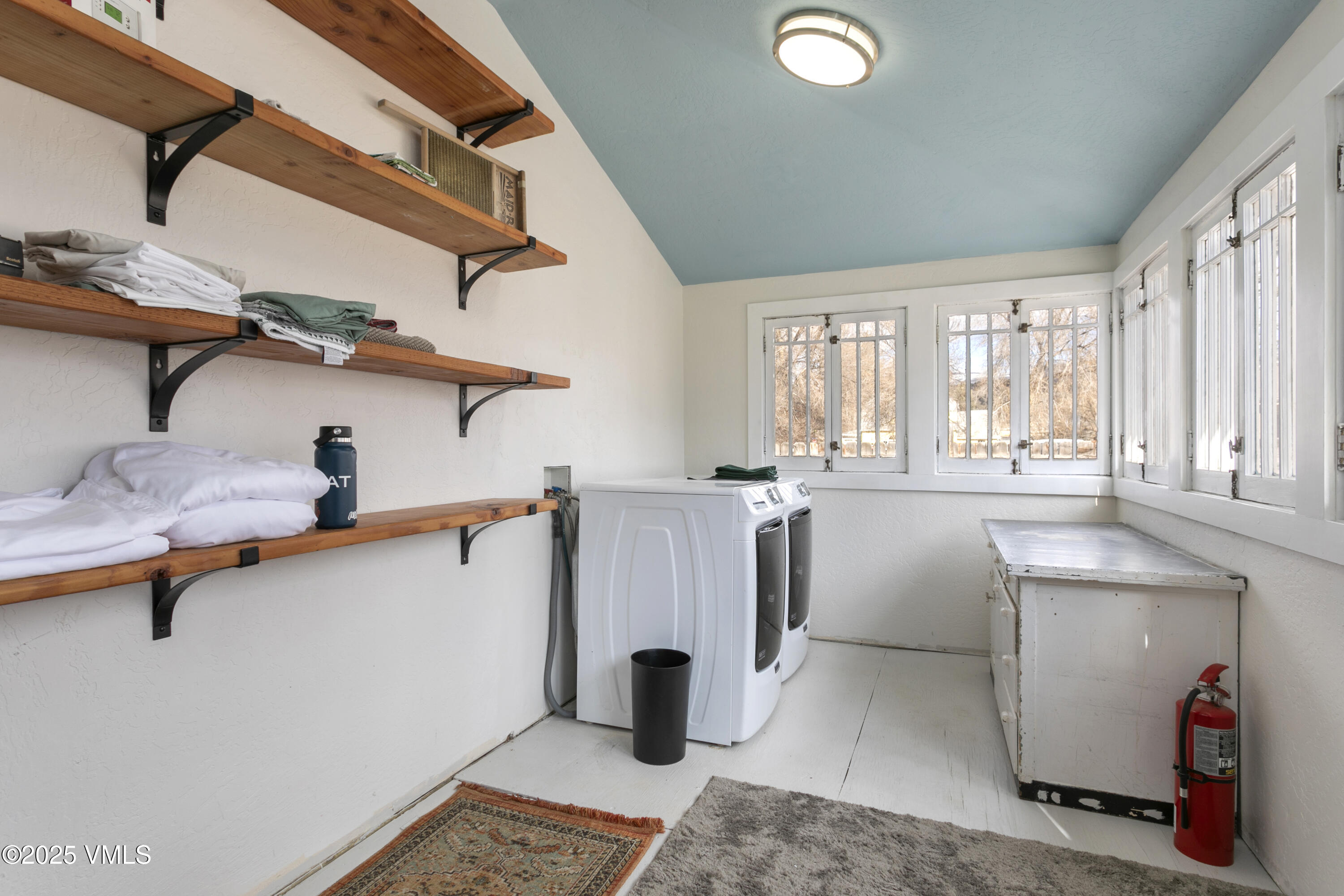 304 Wall Street Property Photo 15