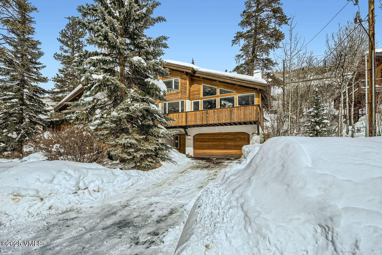 4173 Spruce Way Property Photo 2