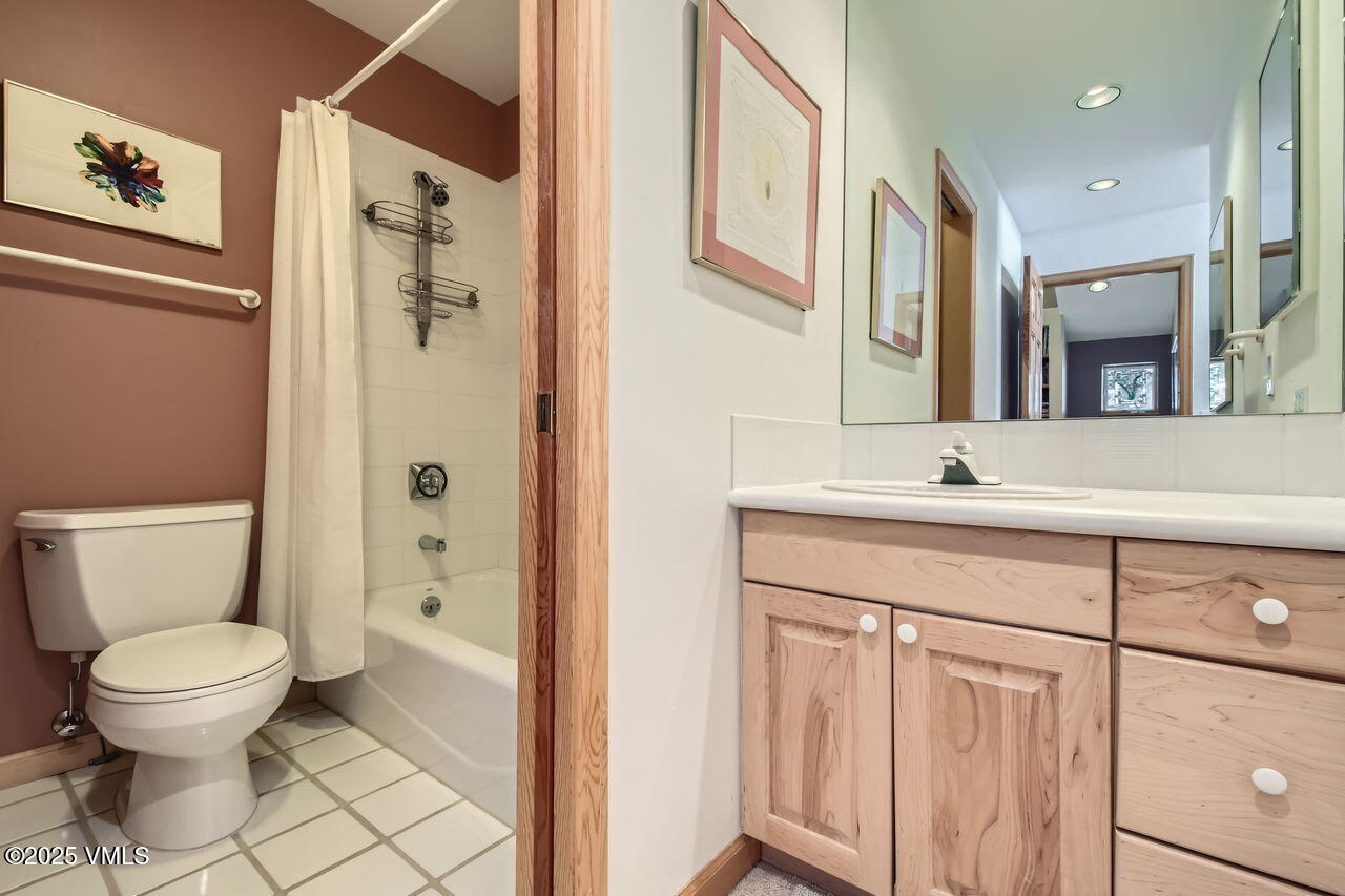 4173 Spruce Way Property Photo 19