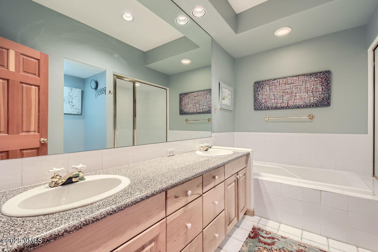 4173 Spruce Way Property Photo 24