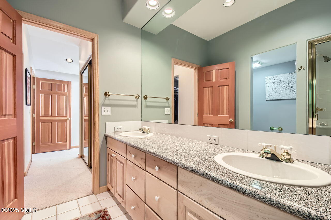 4173 Spruce Way Property Photo 25