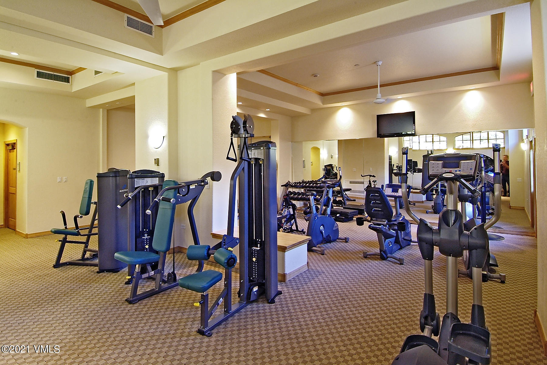 210 Offerson, 105-14 Property Photo 12