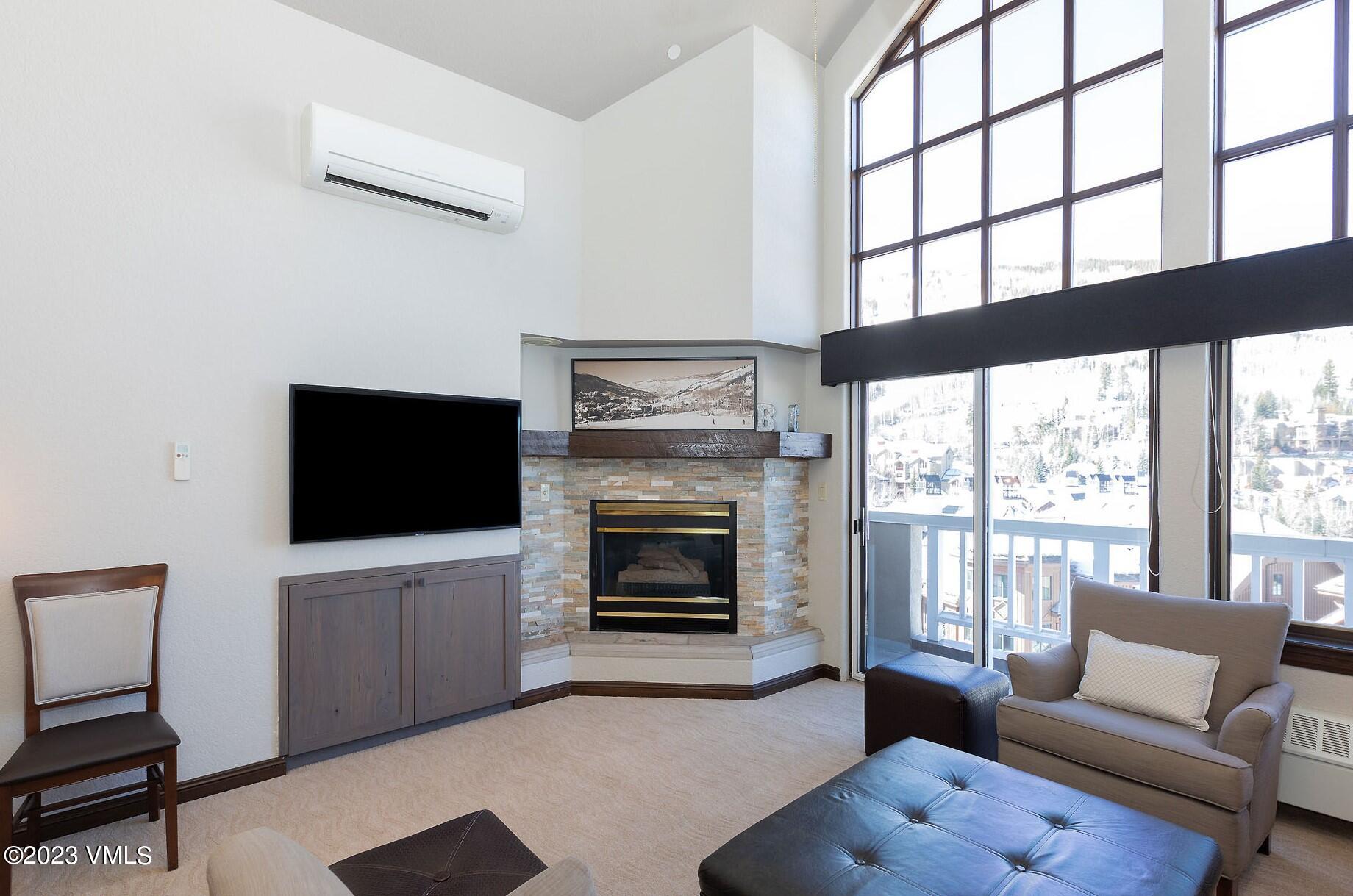 210 Offerson Road, 421 Property Photo 2