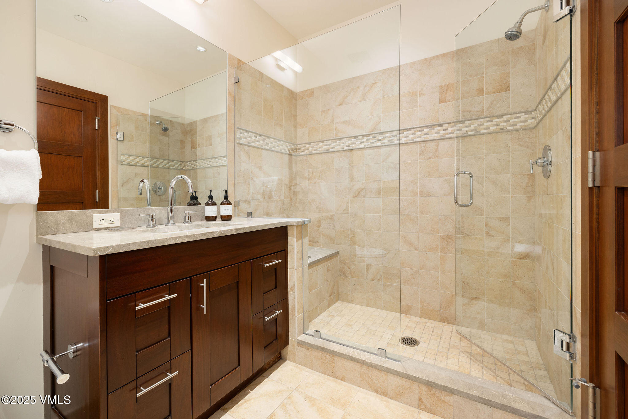 811 Potato Patch Drive, B Property Photo 23