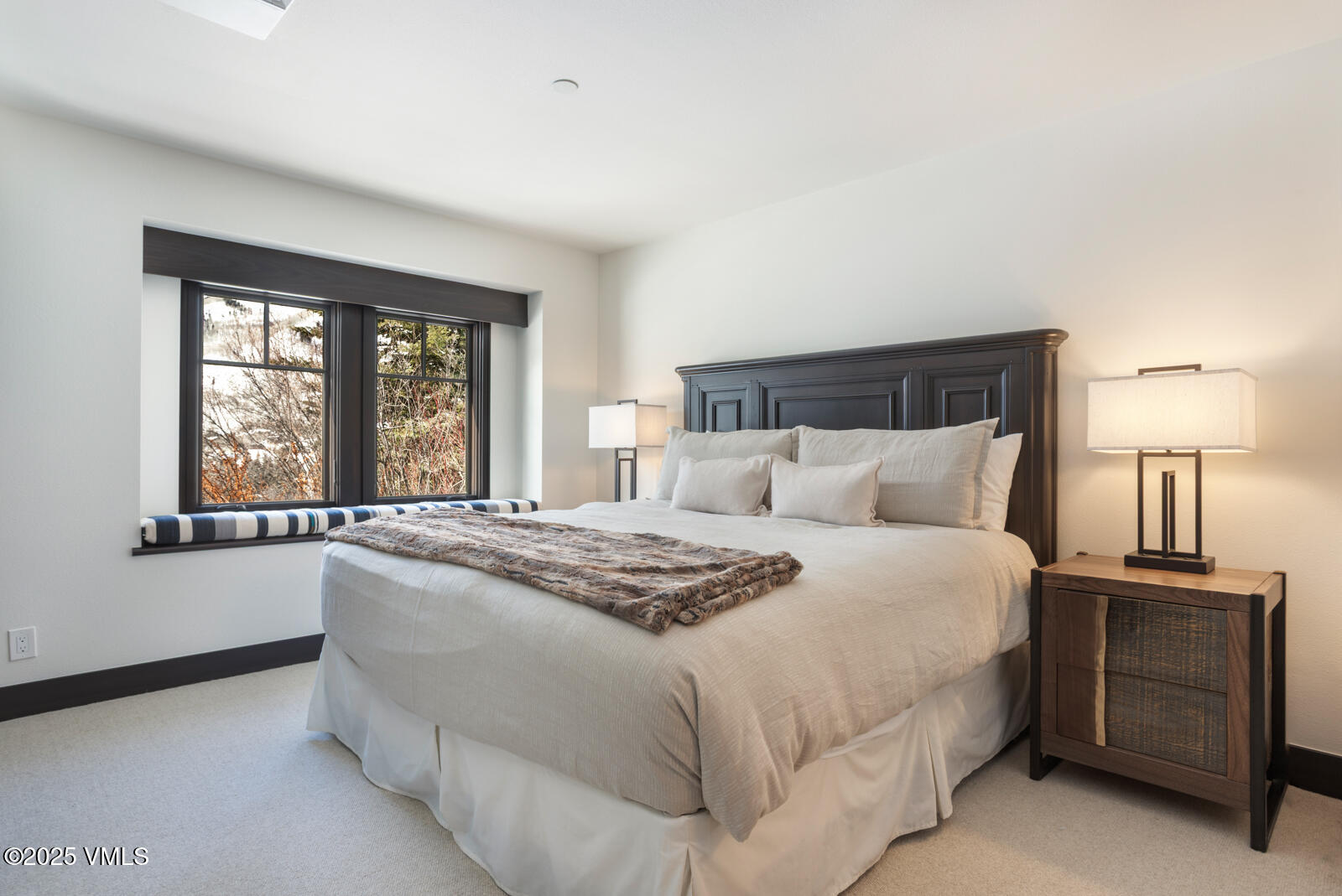 51 Meadow Lane, B-5 Property Photo 23