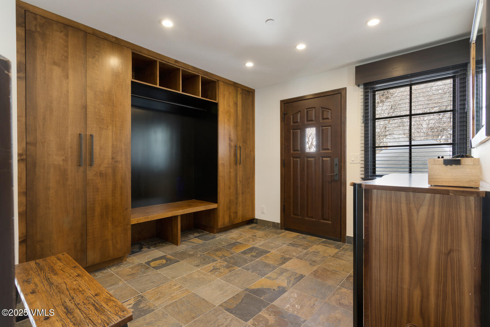 51 Meadow Lane, B-5 Property Photo 34
