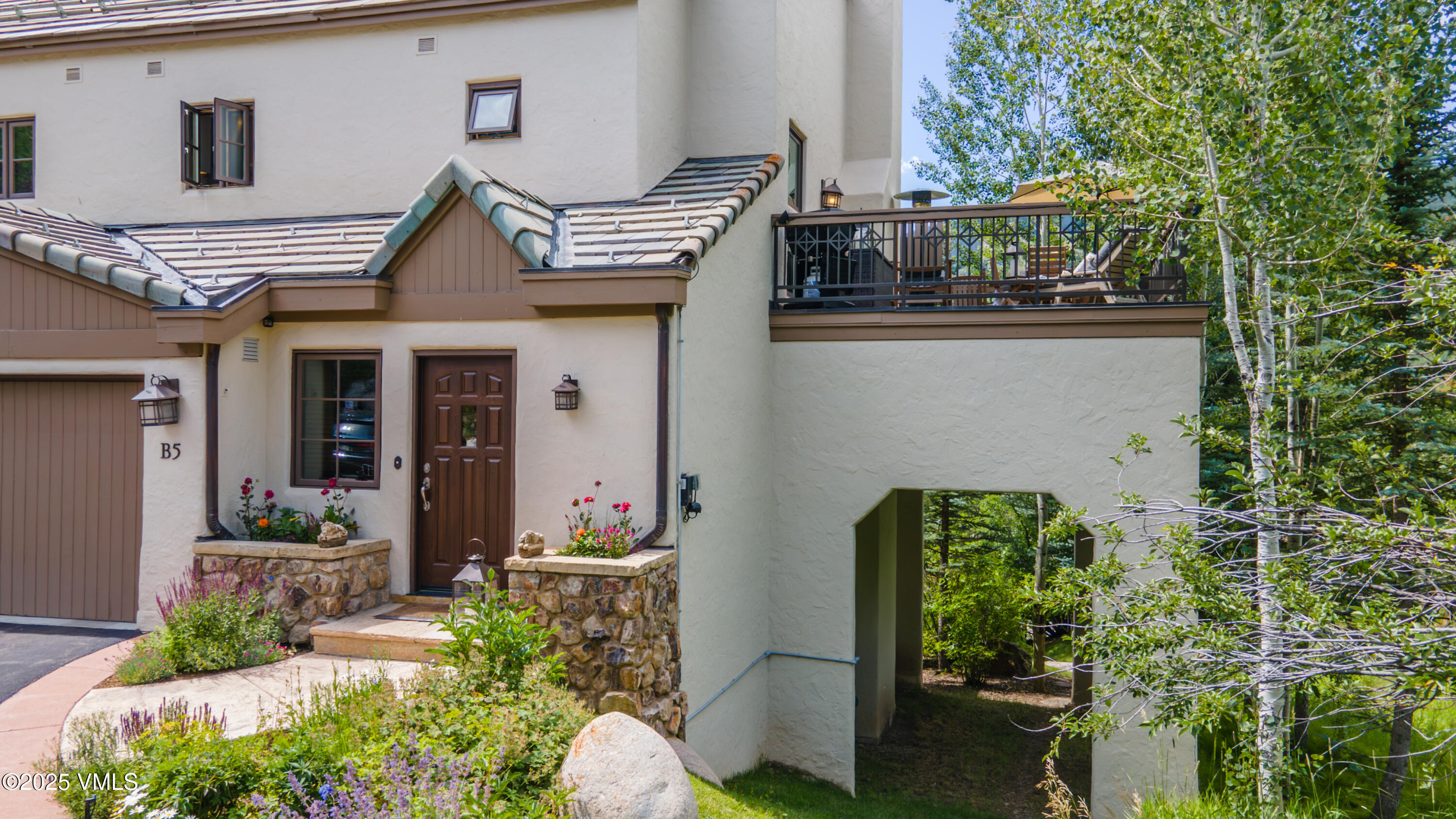 51 Meadow Lane, B-5 Property Photo 46