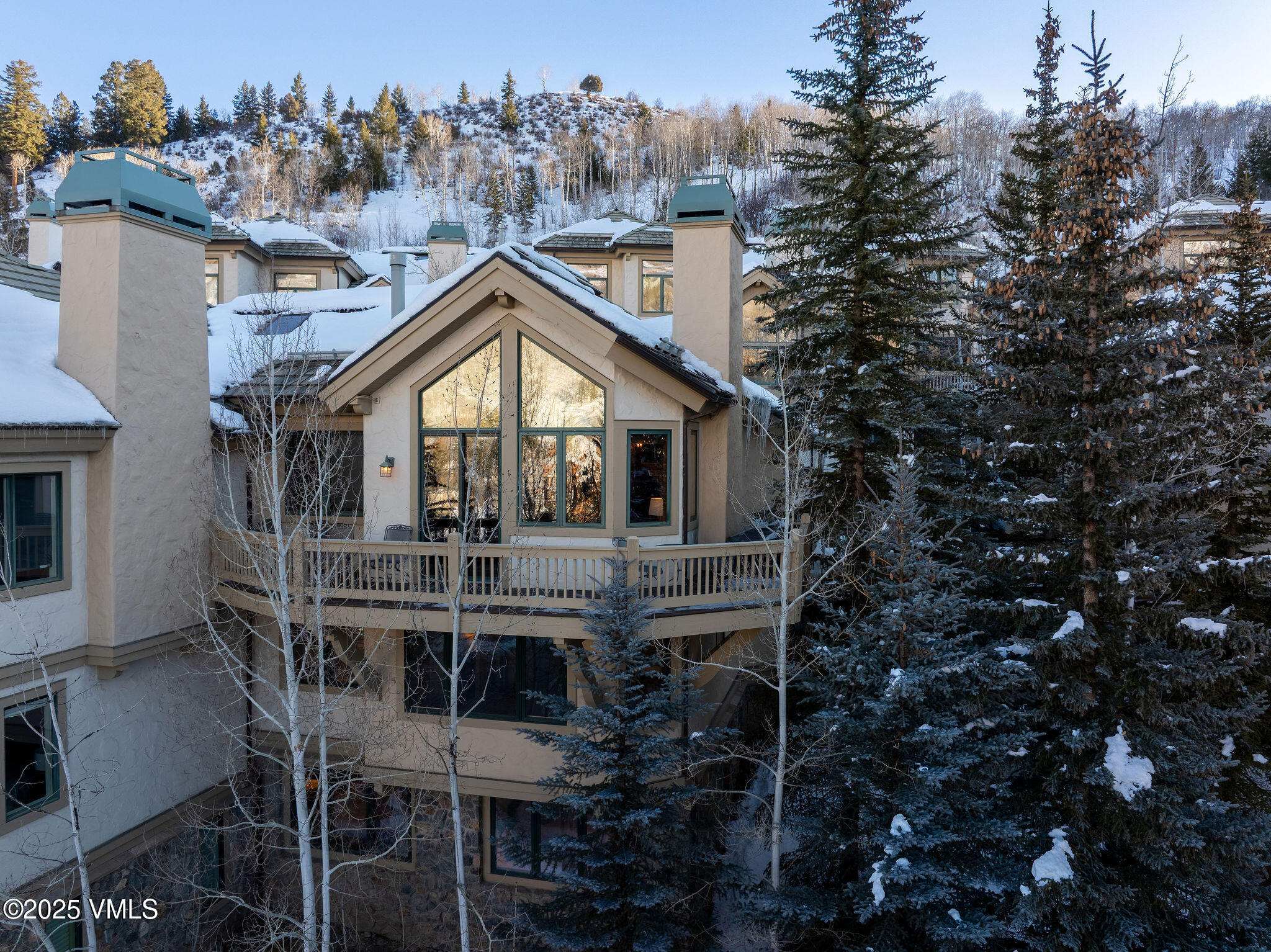 335 Aspen Lane, 15