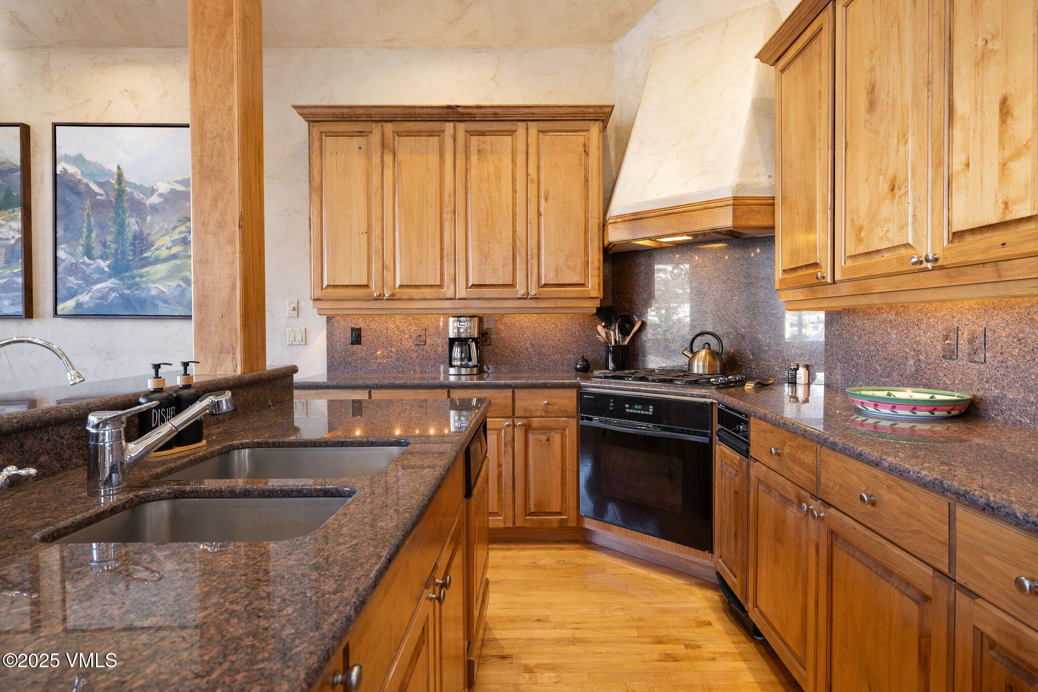 335 Aspen Lane, 15 Property Photo 18