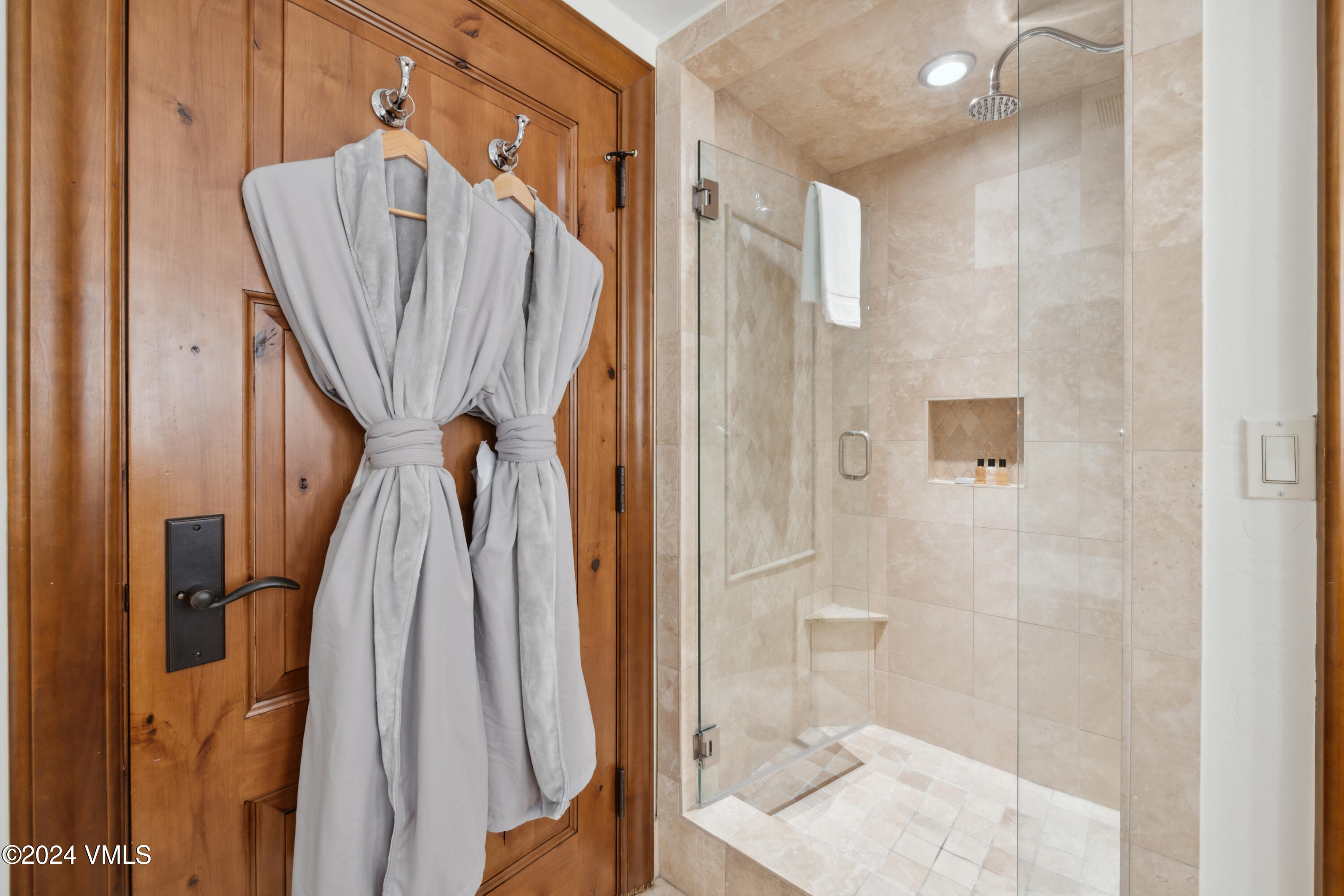 100 E Thomas, 3051 Property Photo 26