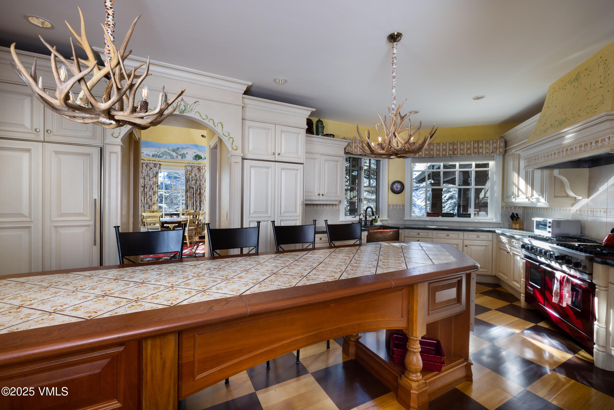 933 Strawberry Park Road Property Photo 6