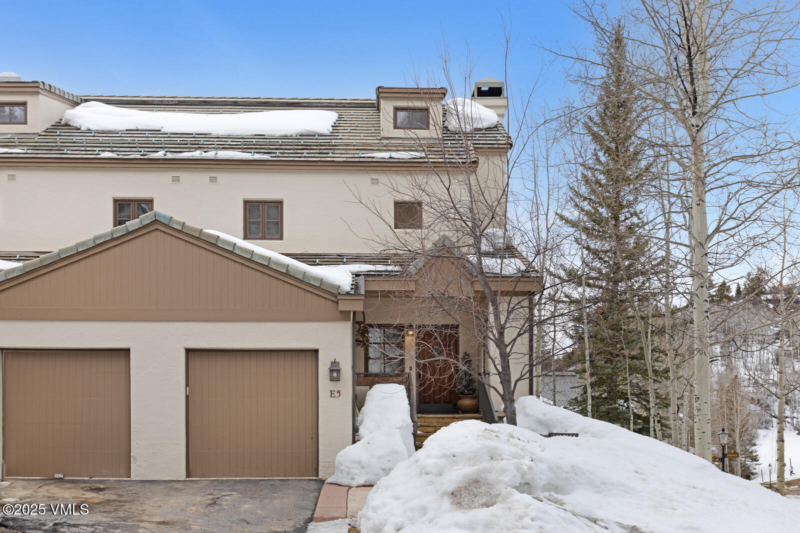 17 Meadow Court, E-5 Property Photo 39
