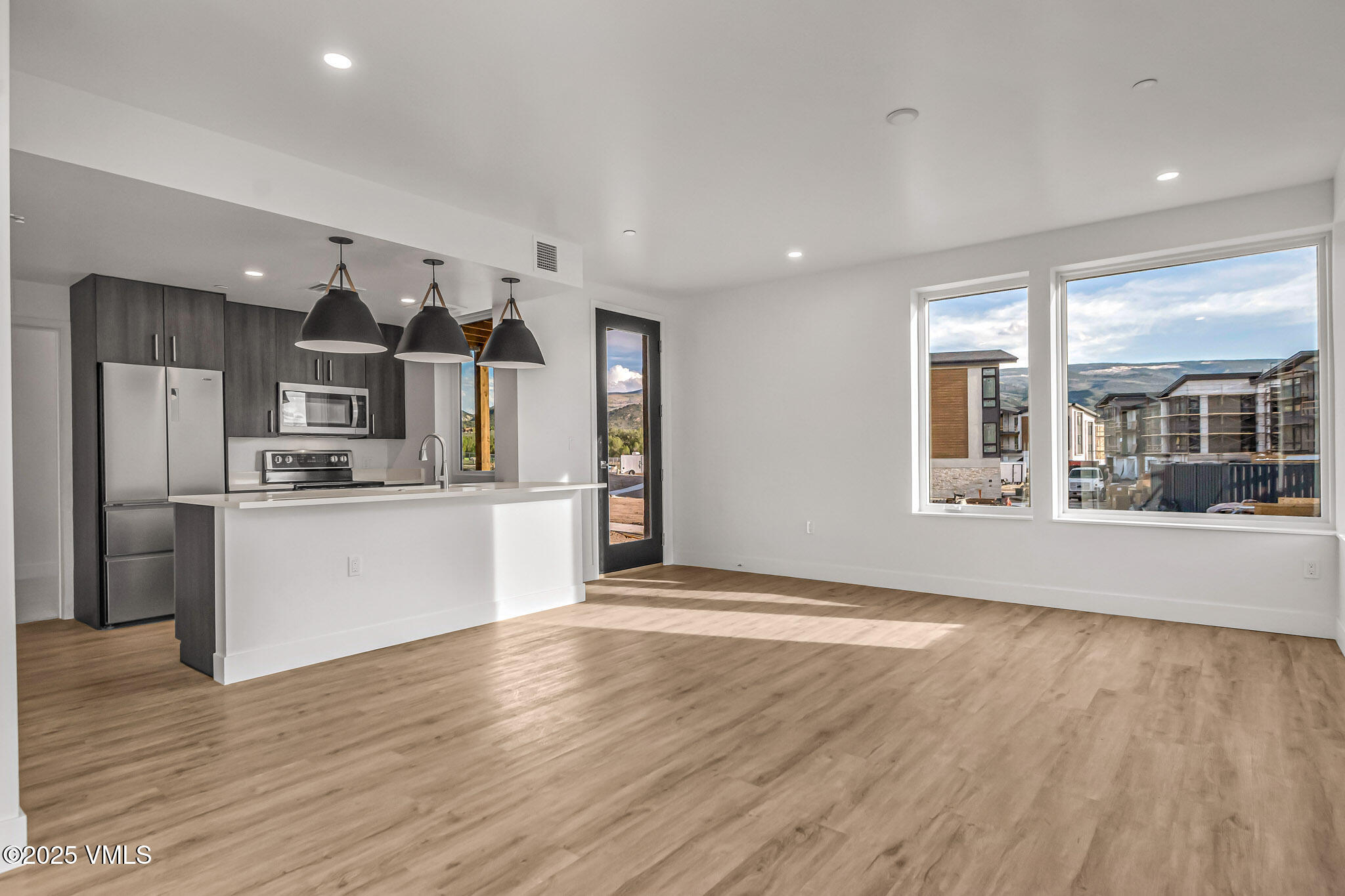 Eagle Real Estate Listings Main Image