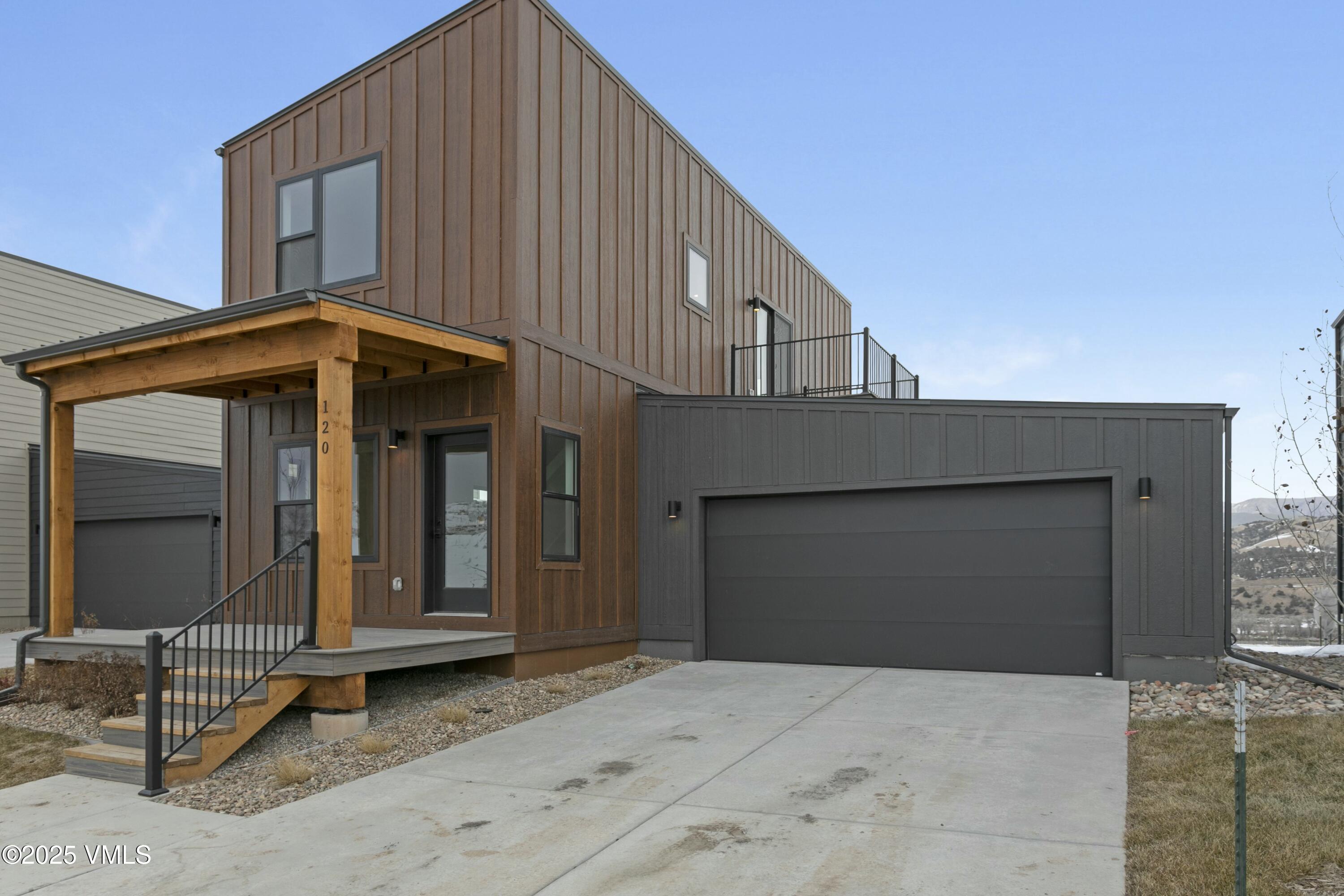 108 Arrowleaf Avenue Property Photo