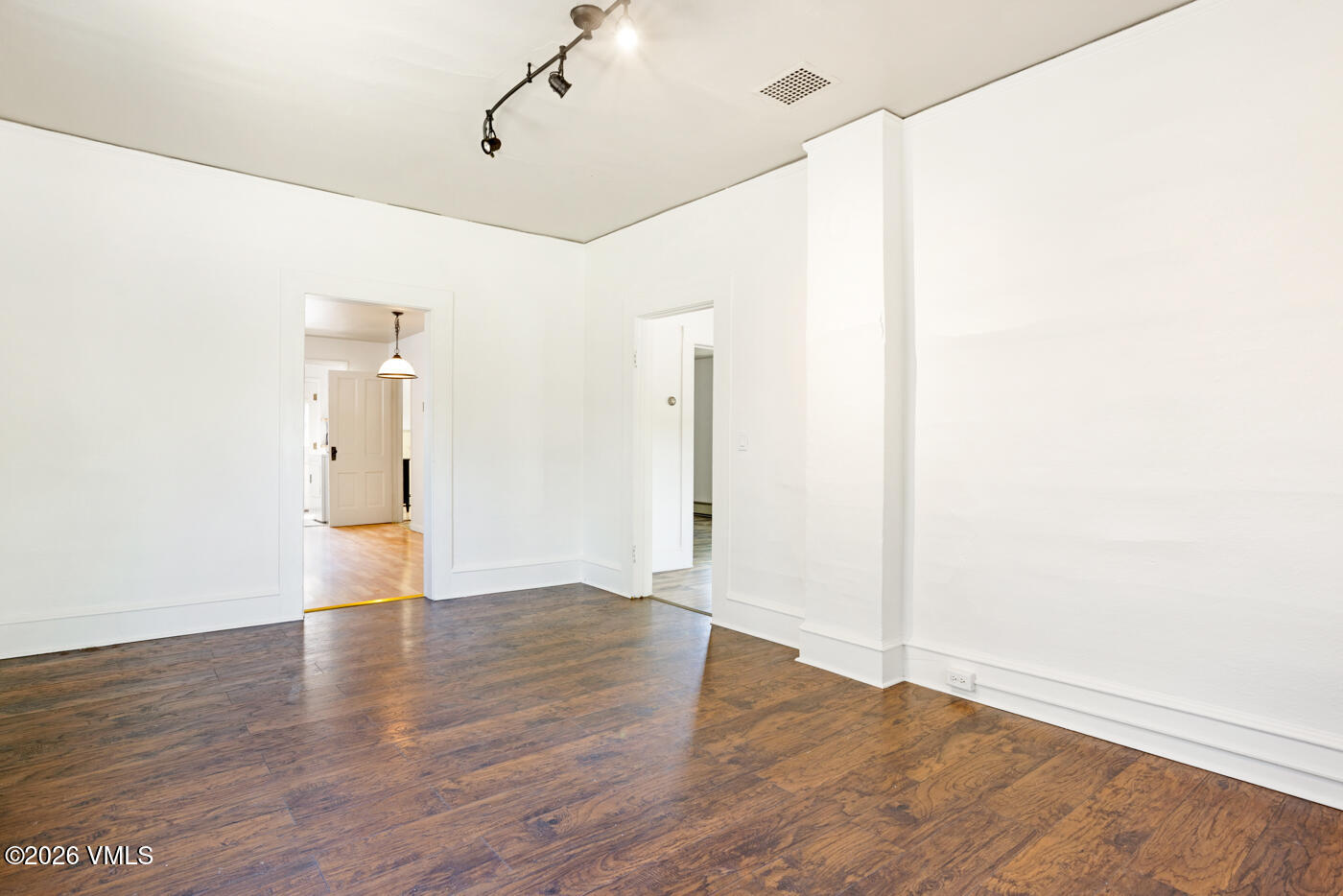 425 Broadway Street Property Photo 12