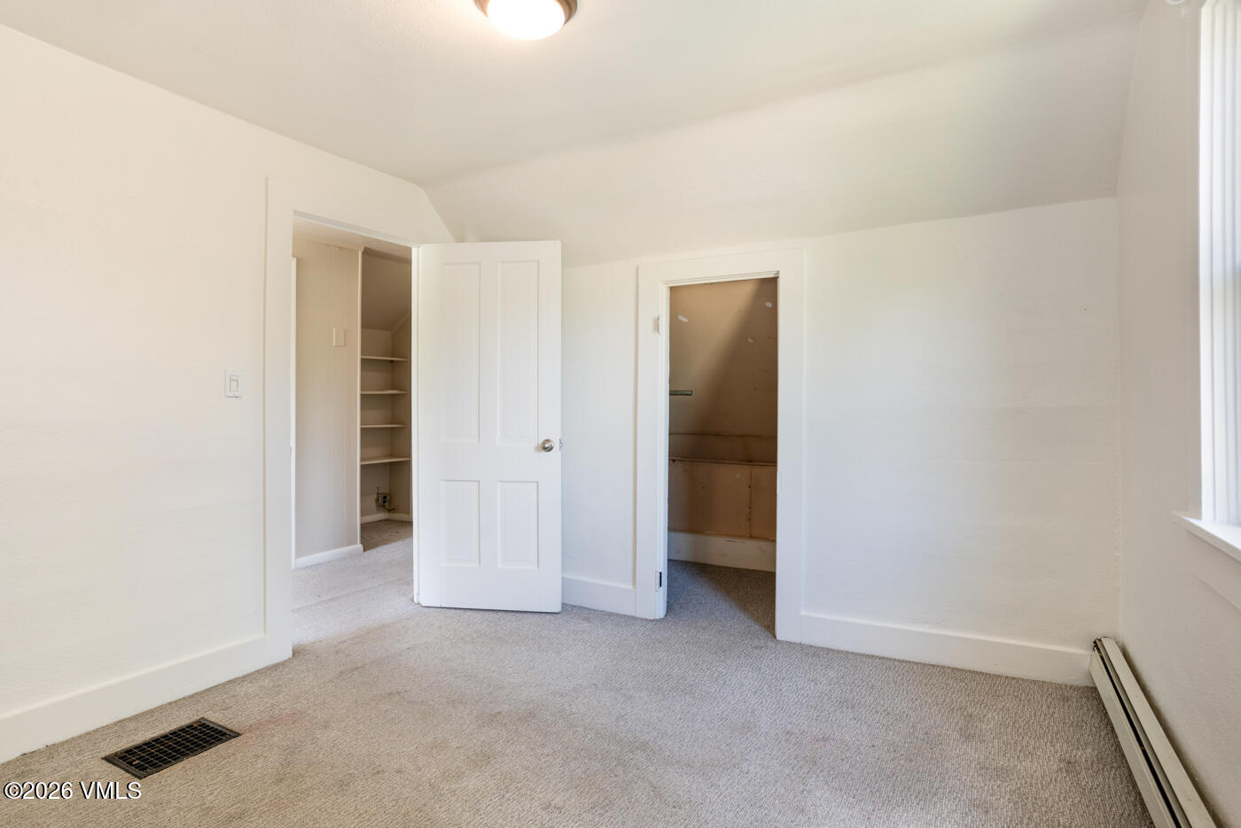 425 Broadway Street Property Photo 17