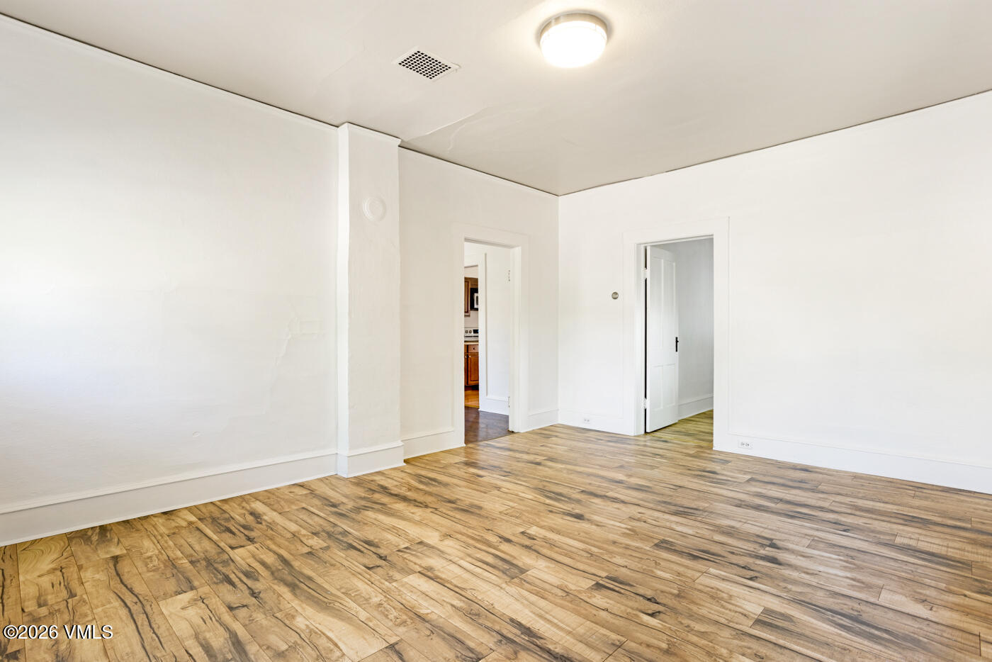 425 Broadway Street Property Photo 9
