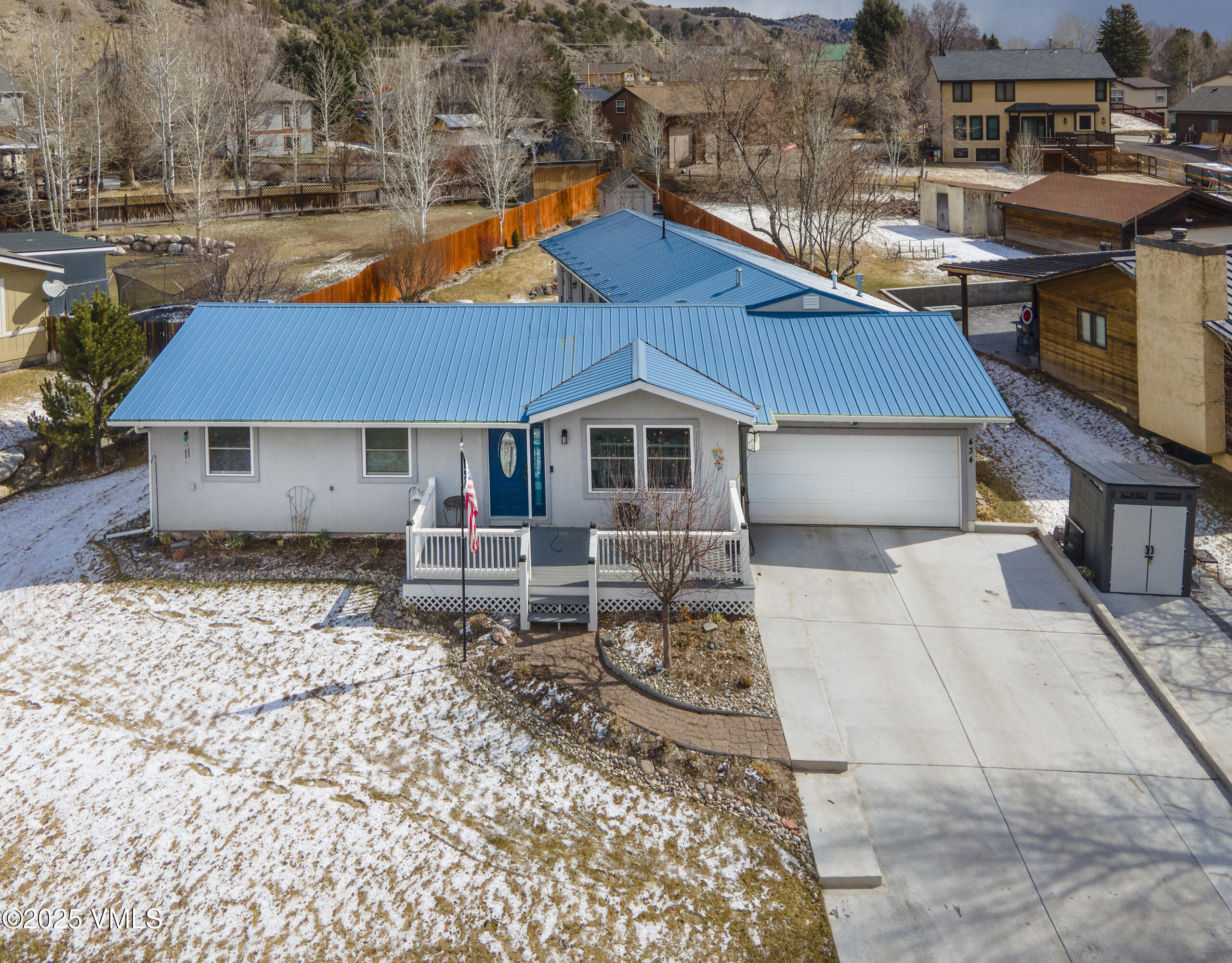 434 Porphyry Road Property Photo