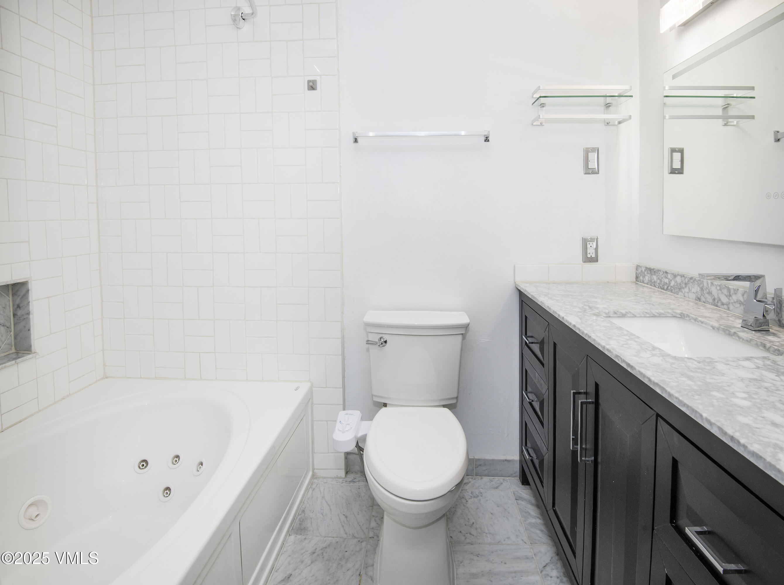 038596 Hwy 6, E302 Property Photo 20