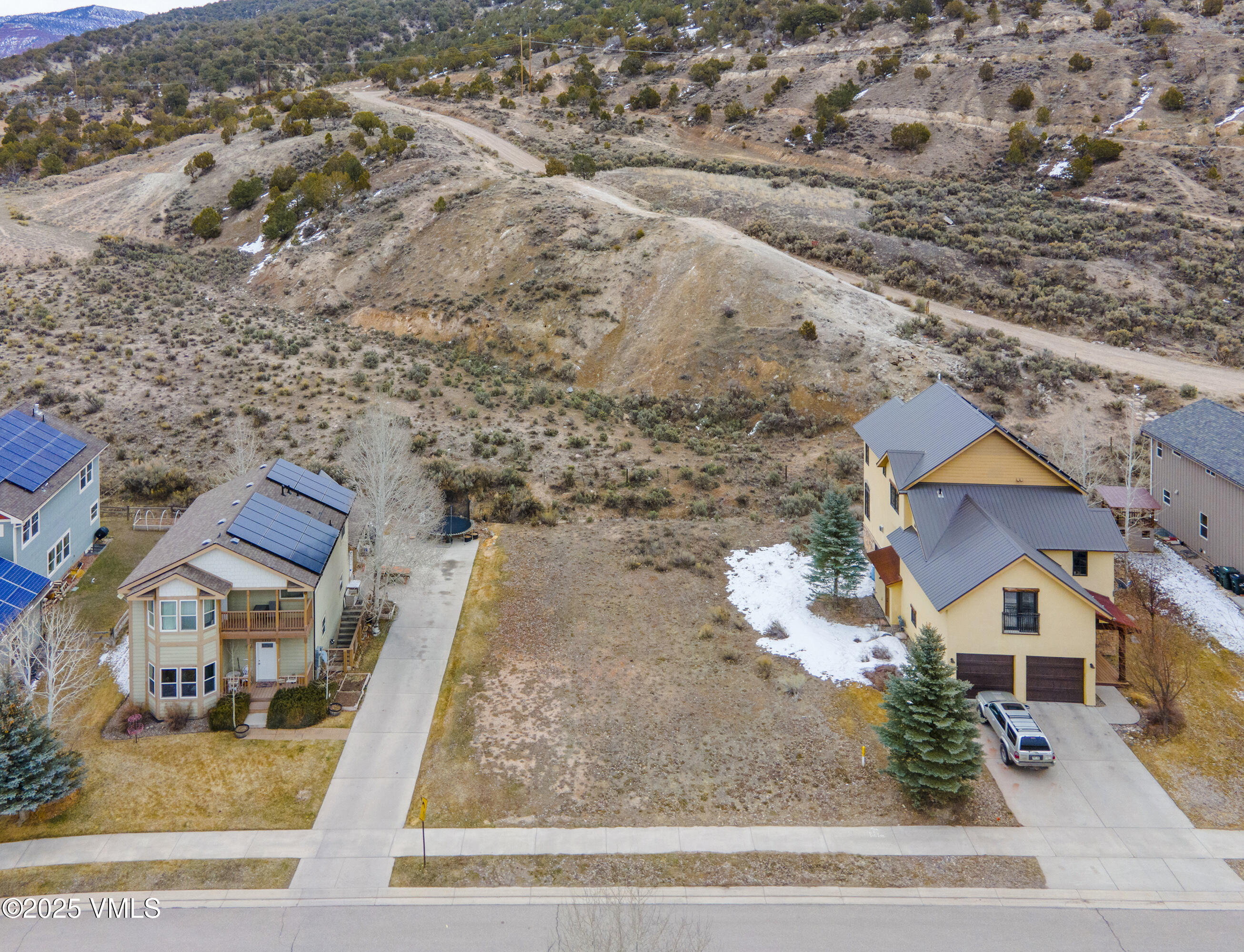 378 Bluffs Drive Property Photo