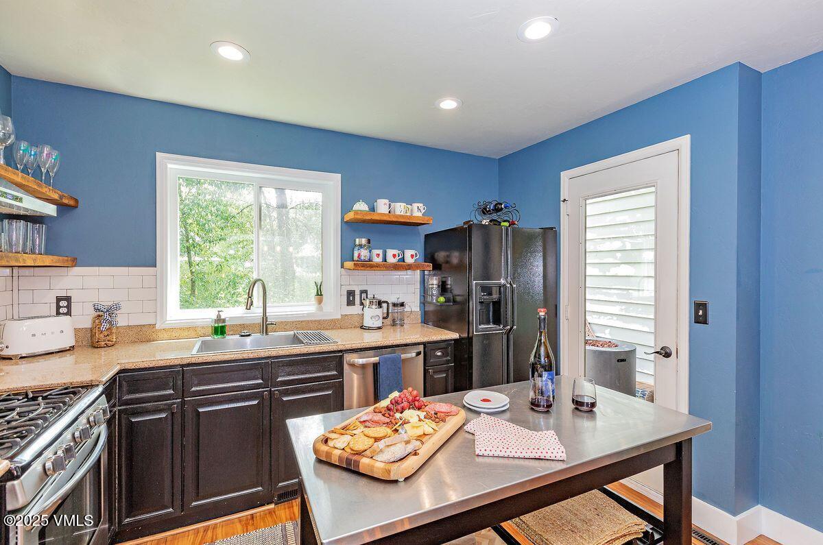 83 Arlington Place, A2 Property Photo 6