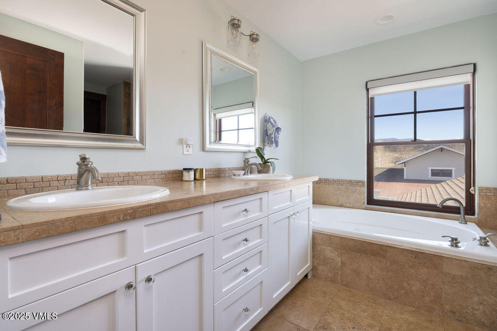 50 Bunker Way Property Photo 13