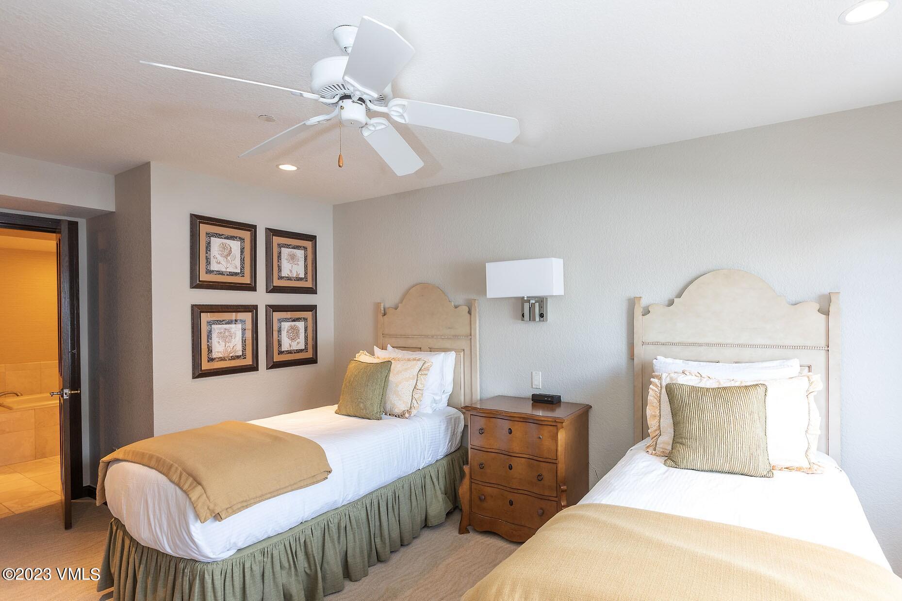 210 Offerson Road, R-310 Property Photo 10