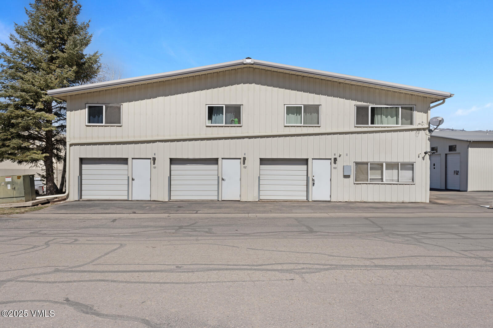 770 Lindbergh, 102 Property Photo 3